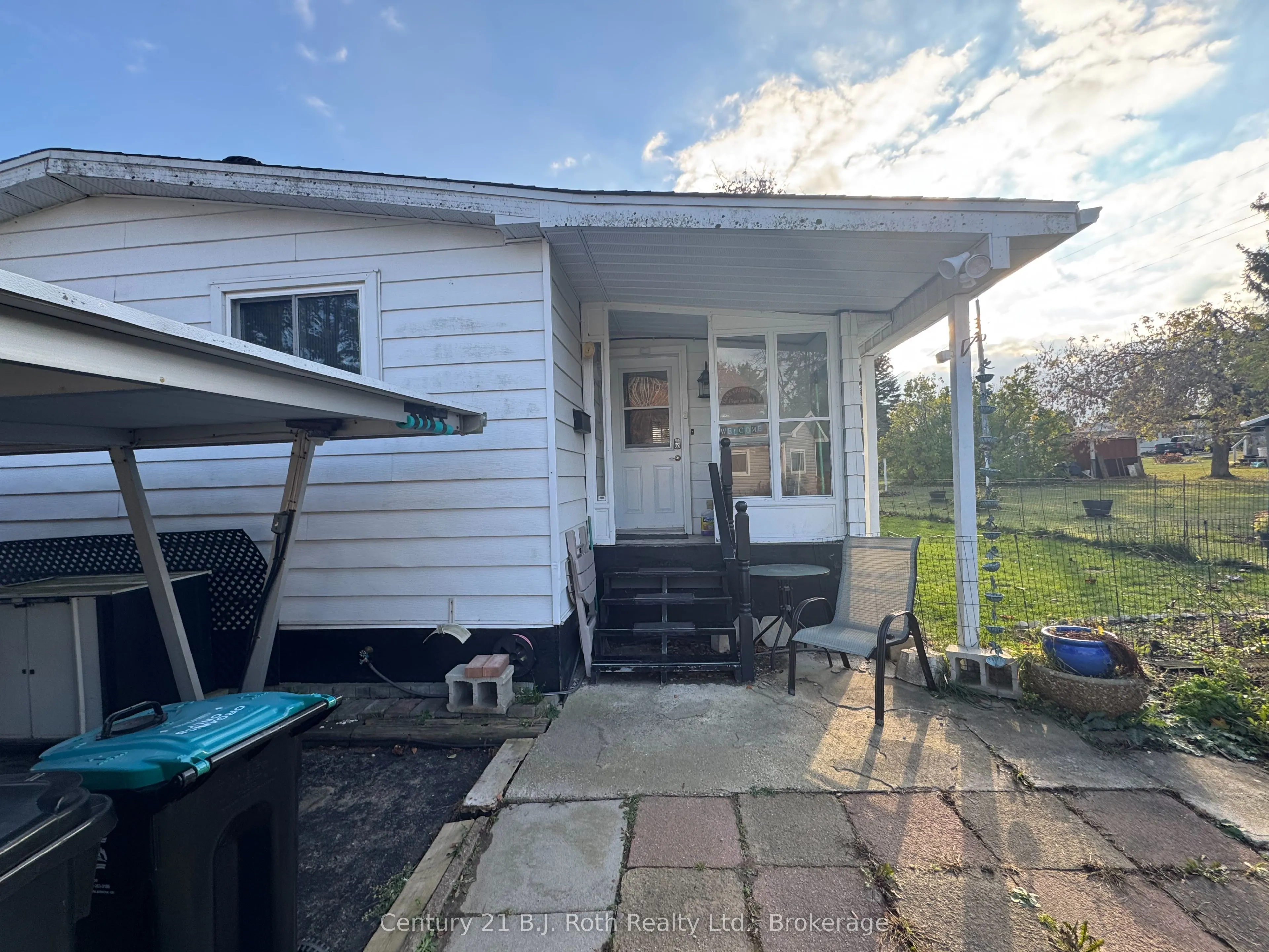 14 Muir Drive