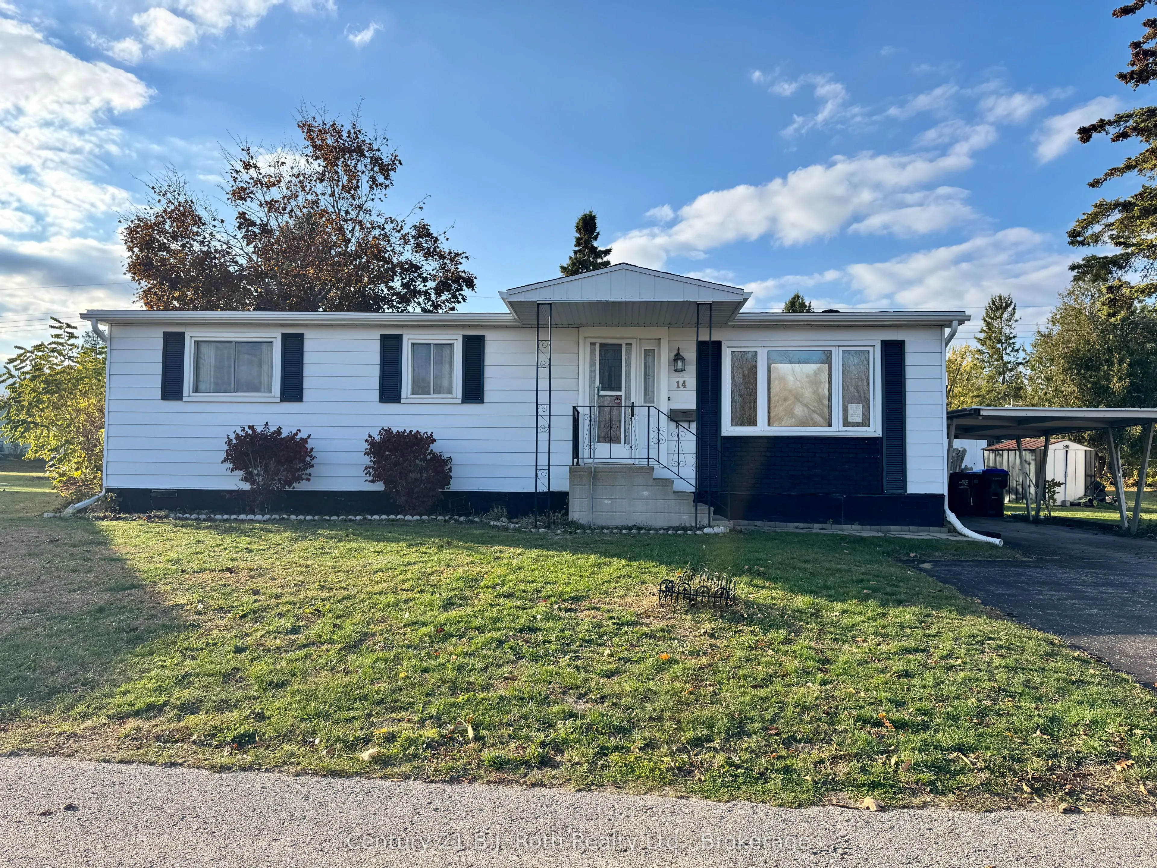 14 Muir Drive