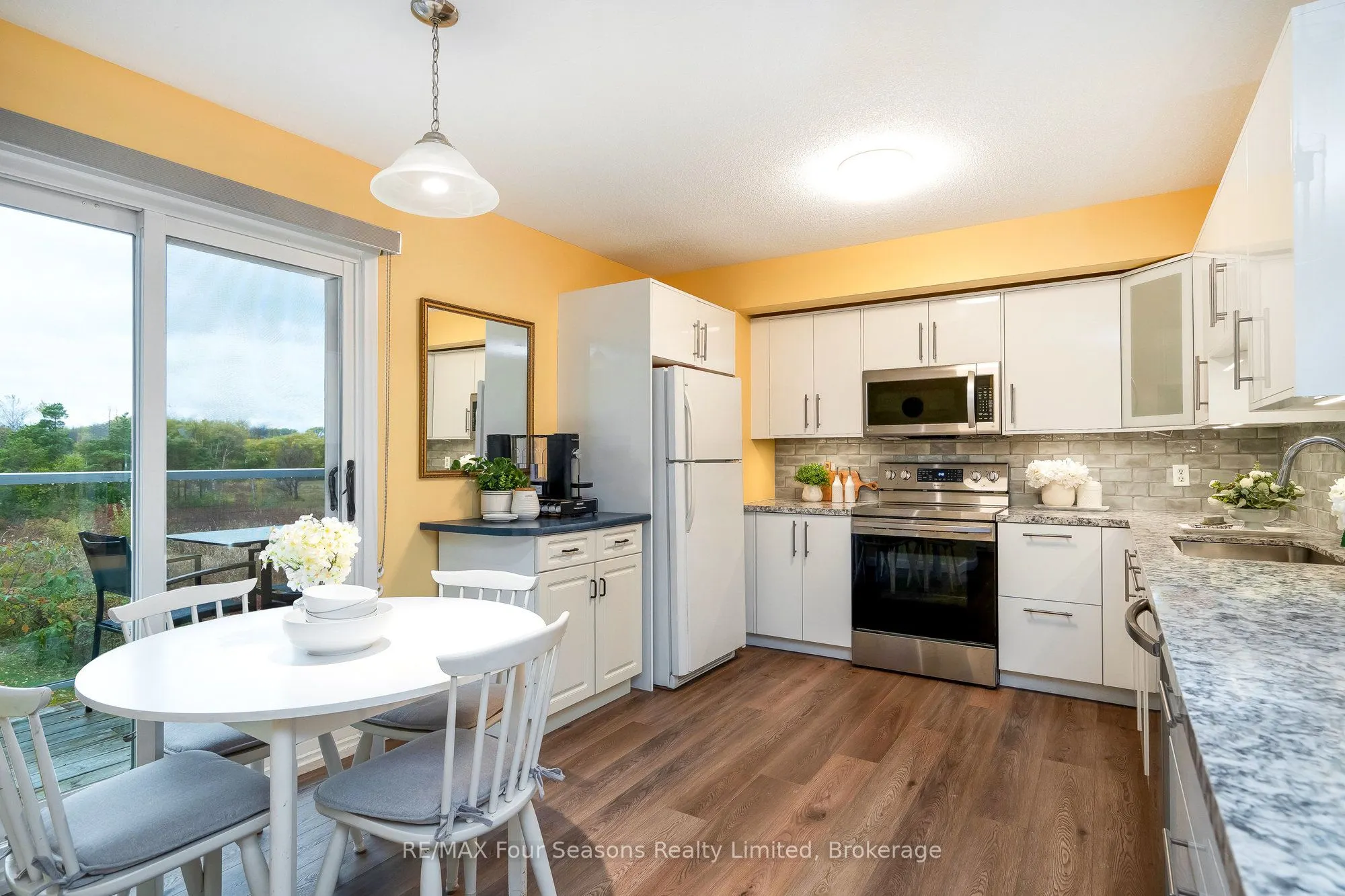44 Trott Boulevard #17