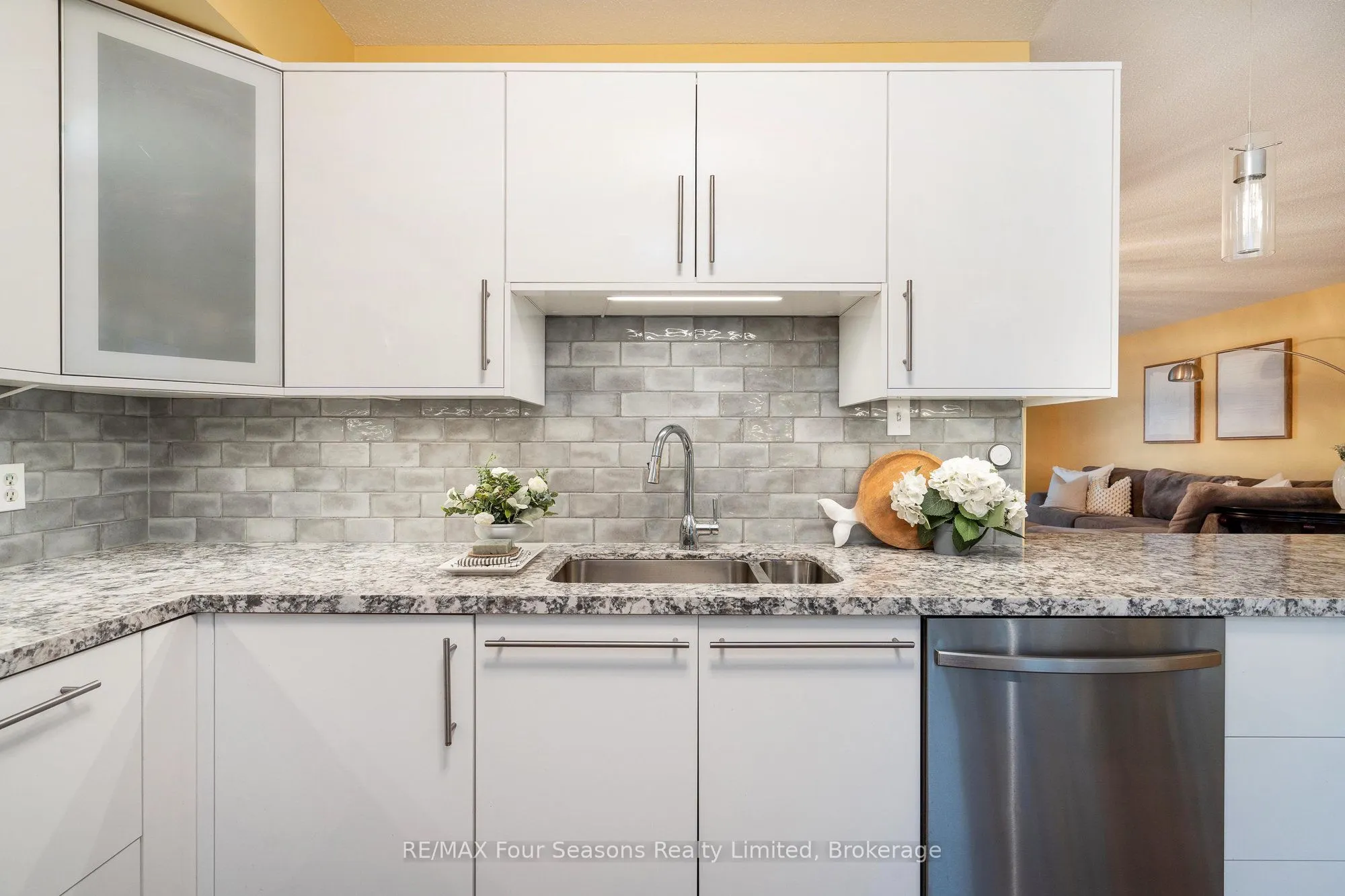 44 Trott Boulevard #17