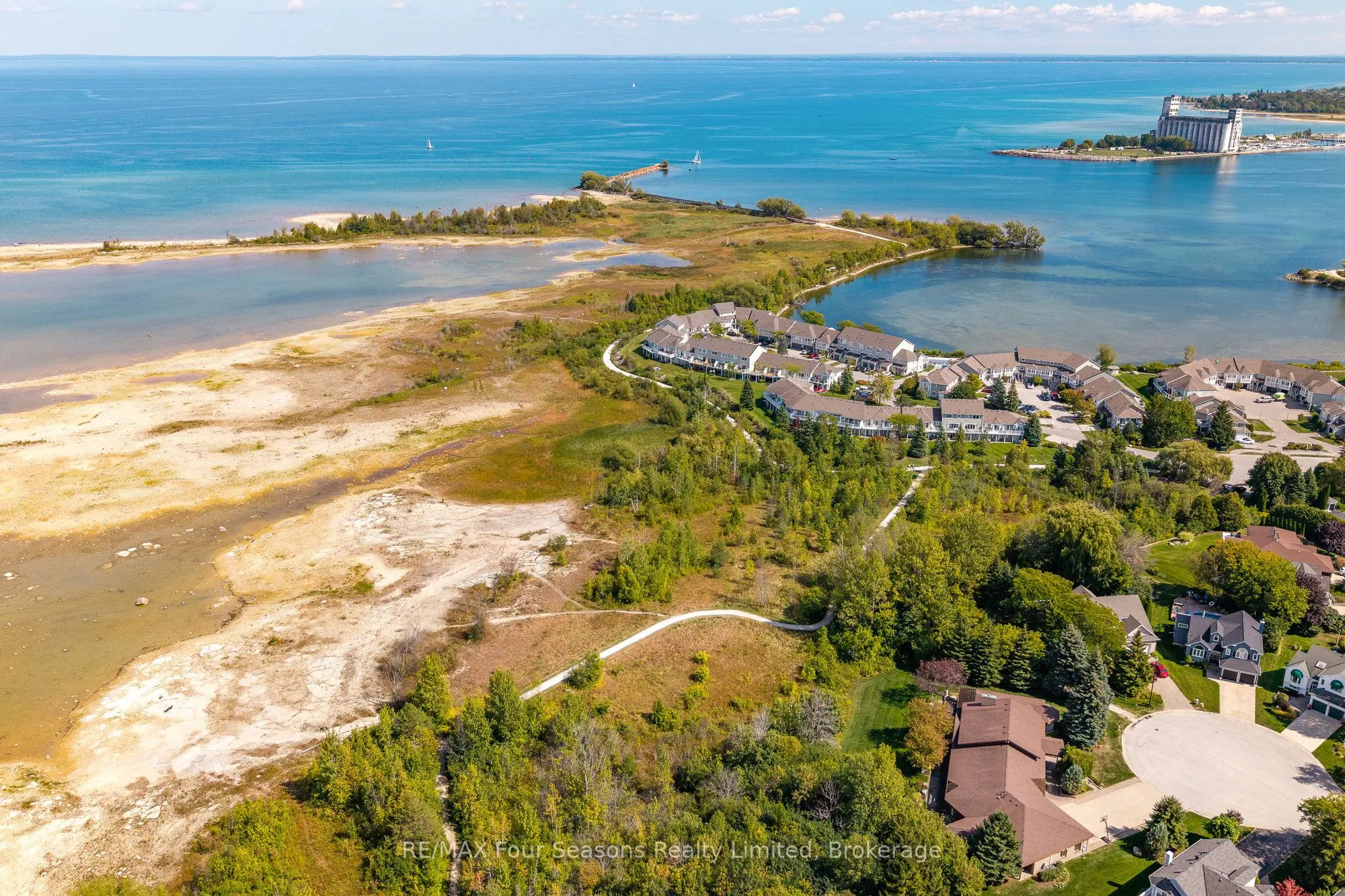 44 Trott Boulevard #17