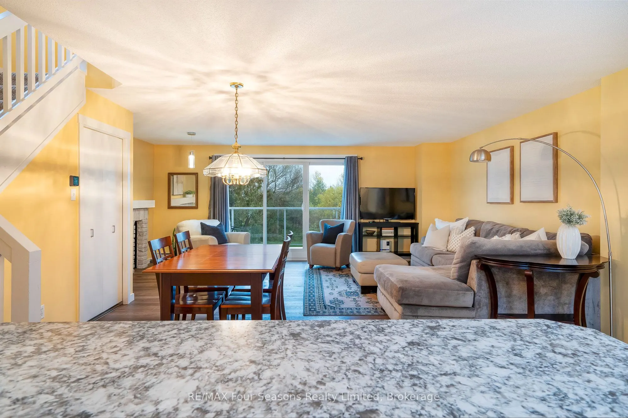 44 Trott Boulevard #17