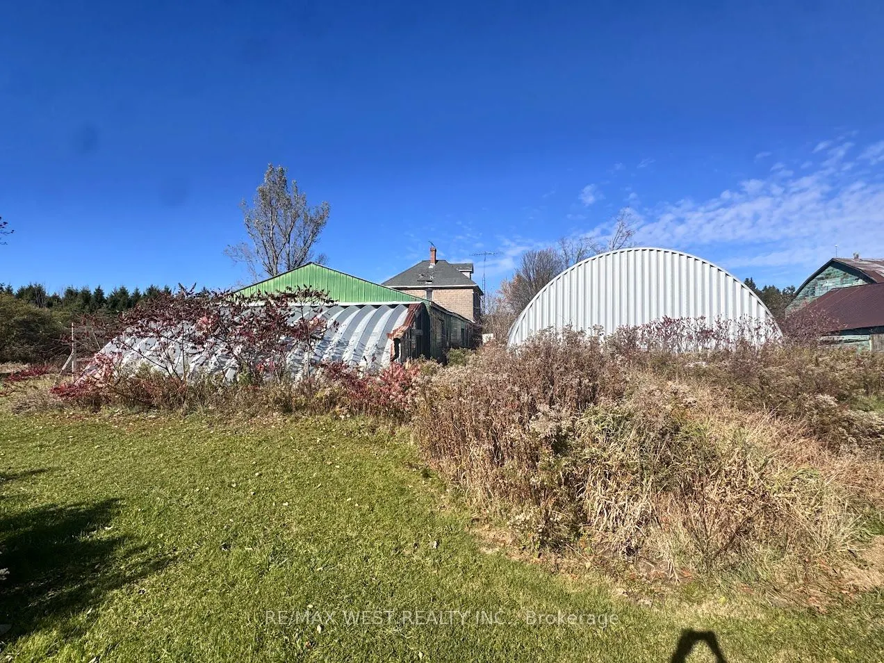 211 Queen Street W
