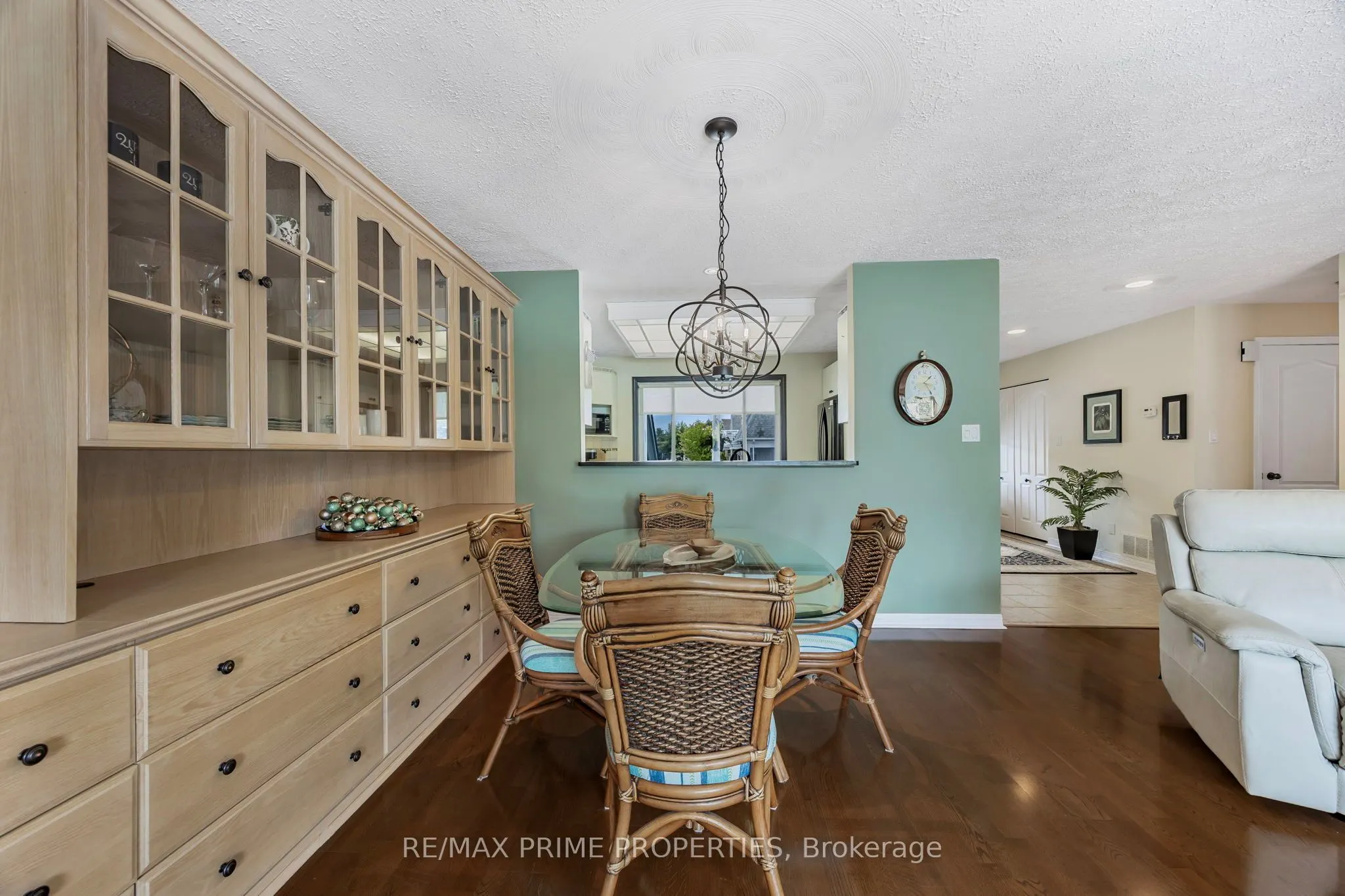 585 Atherley Road #201