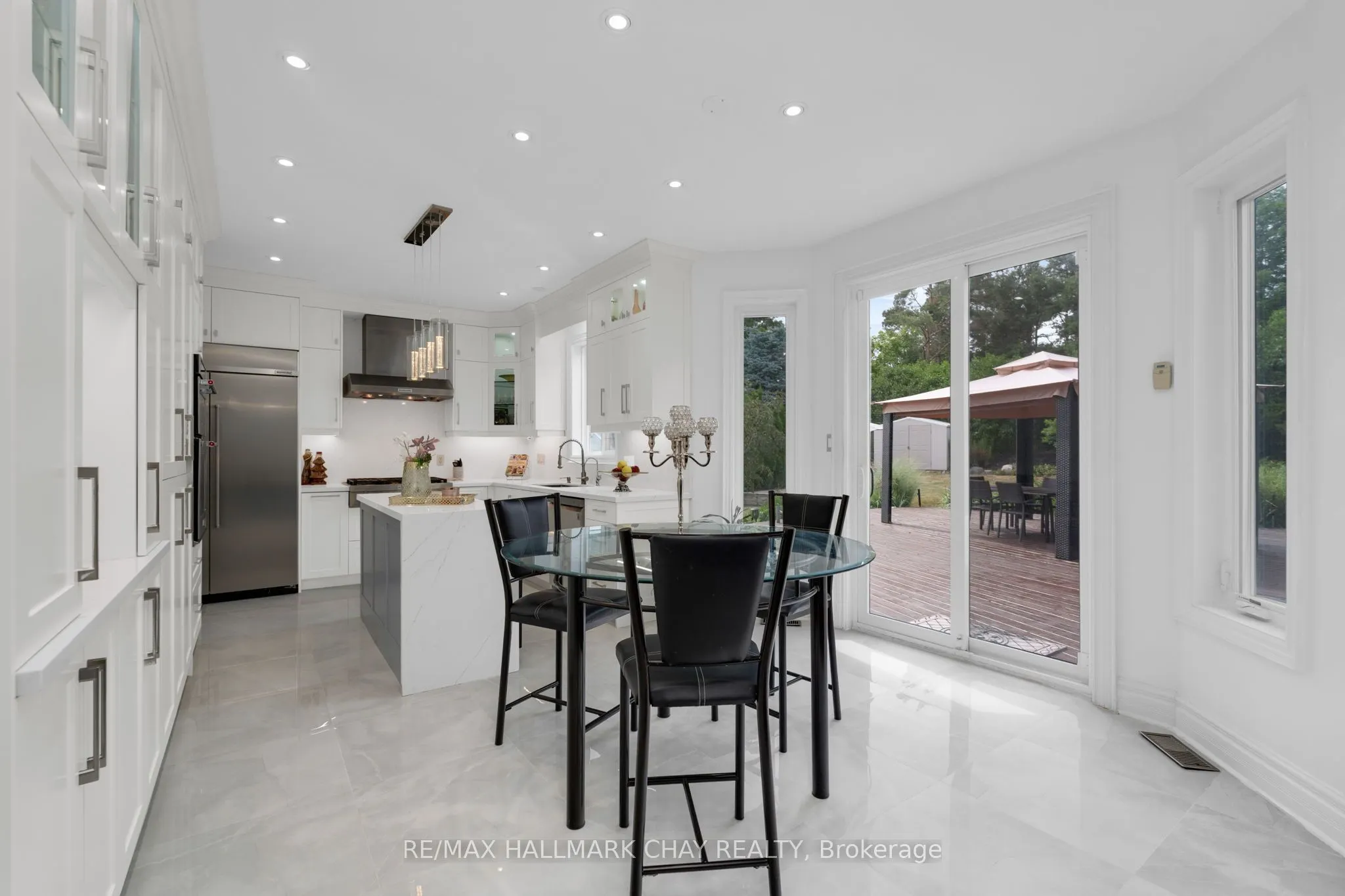 90 BIRKHALL Place