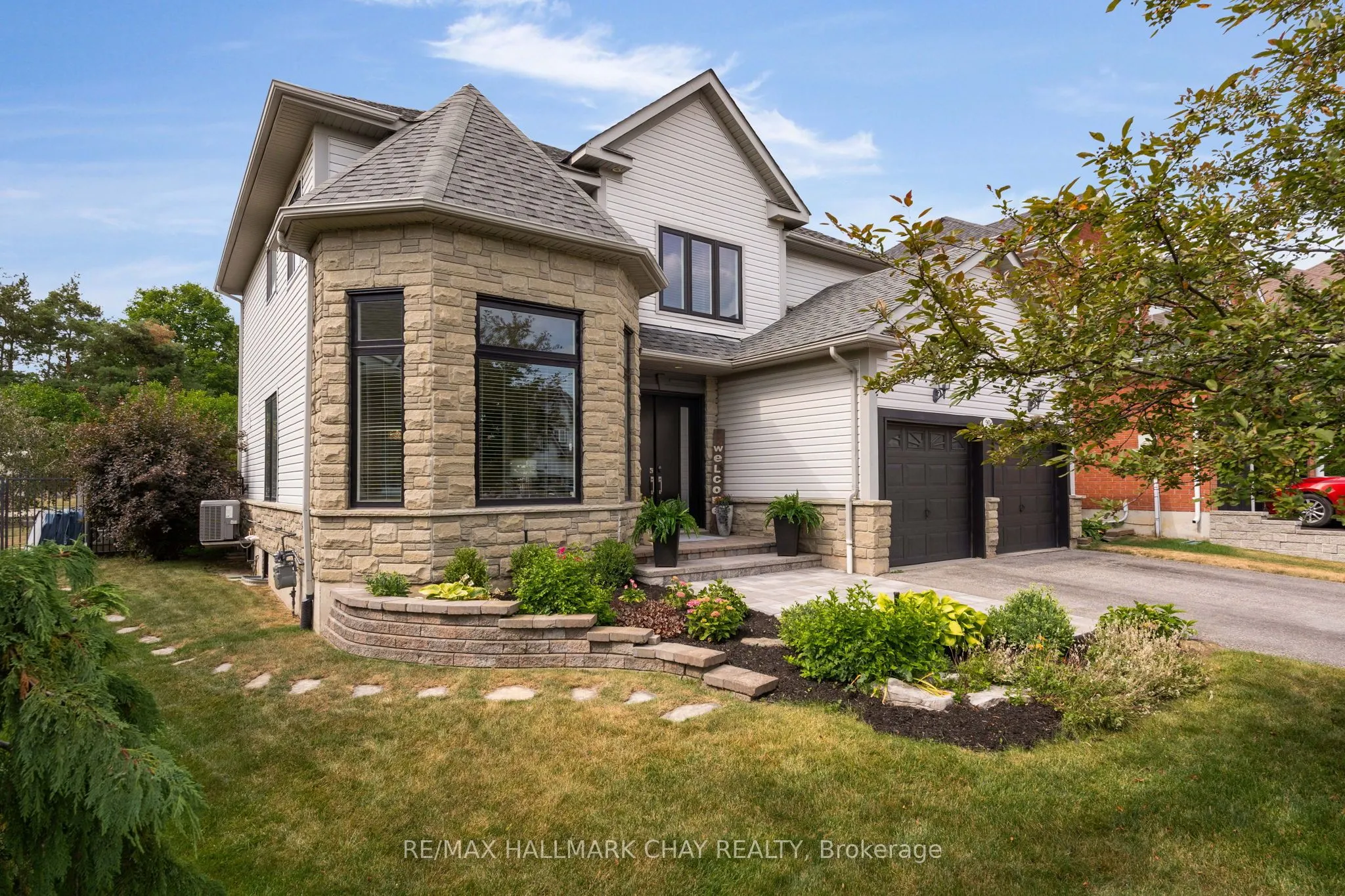 90 BIRKHALL Place
