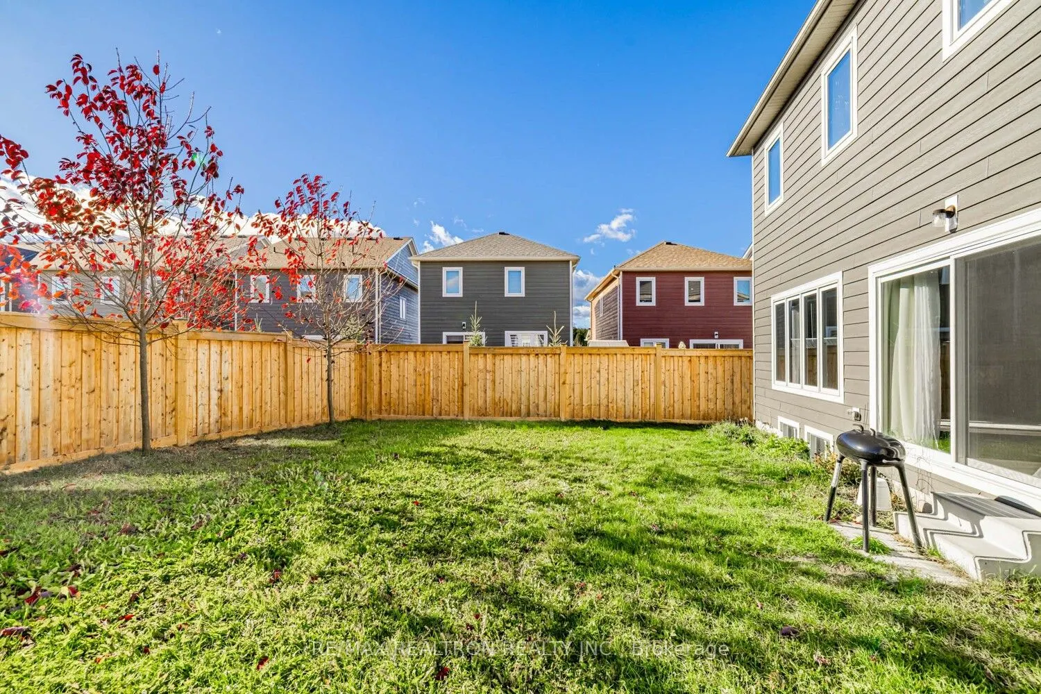6 Bobolink Drive