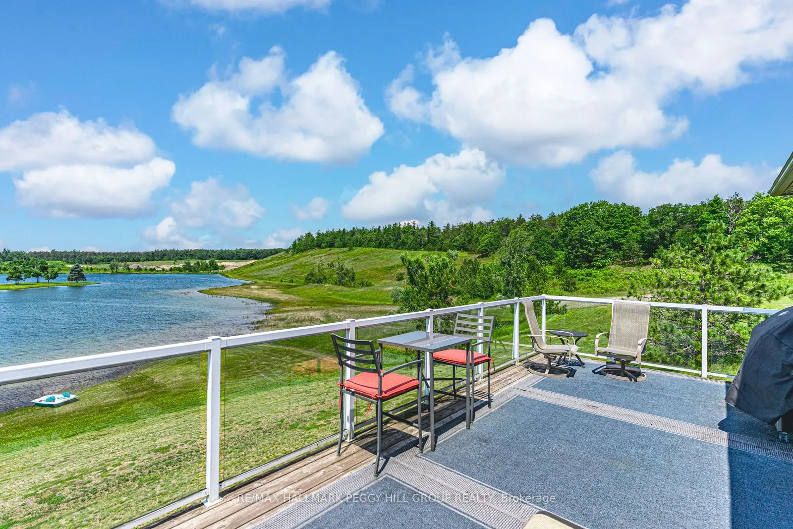 1372 Division Road E
