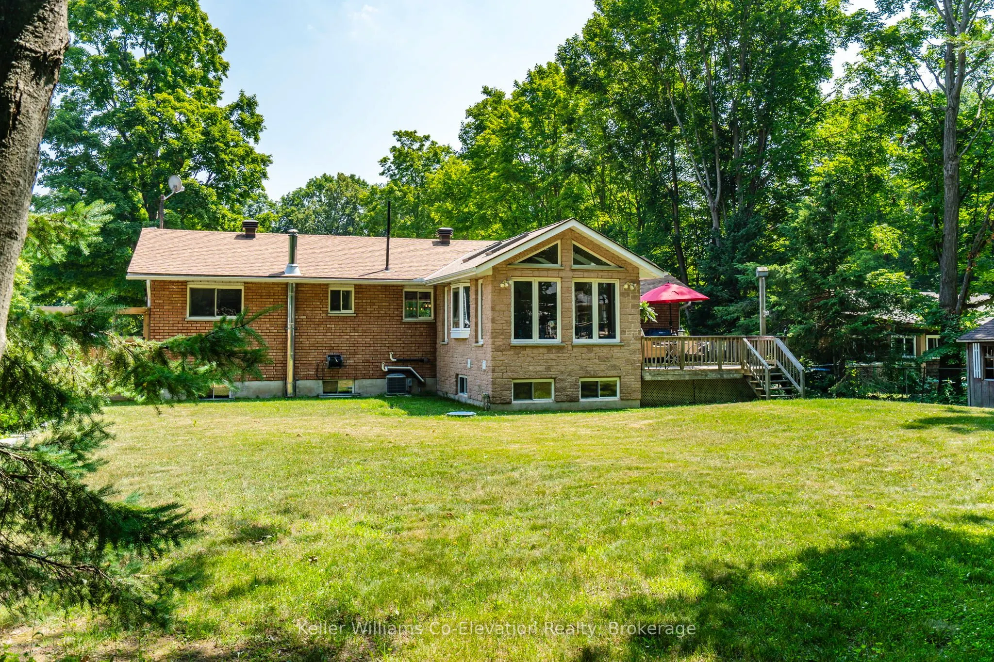 16 Mundy Avenue