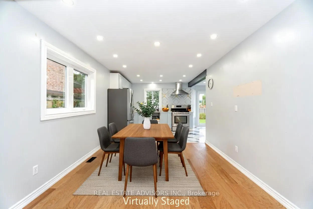 186 Ferndale Drive S