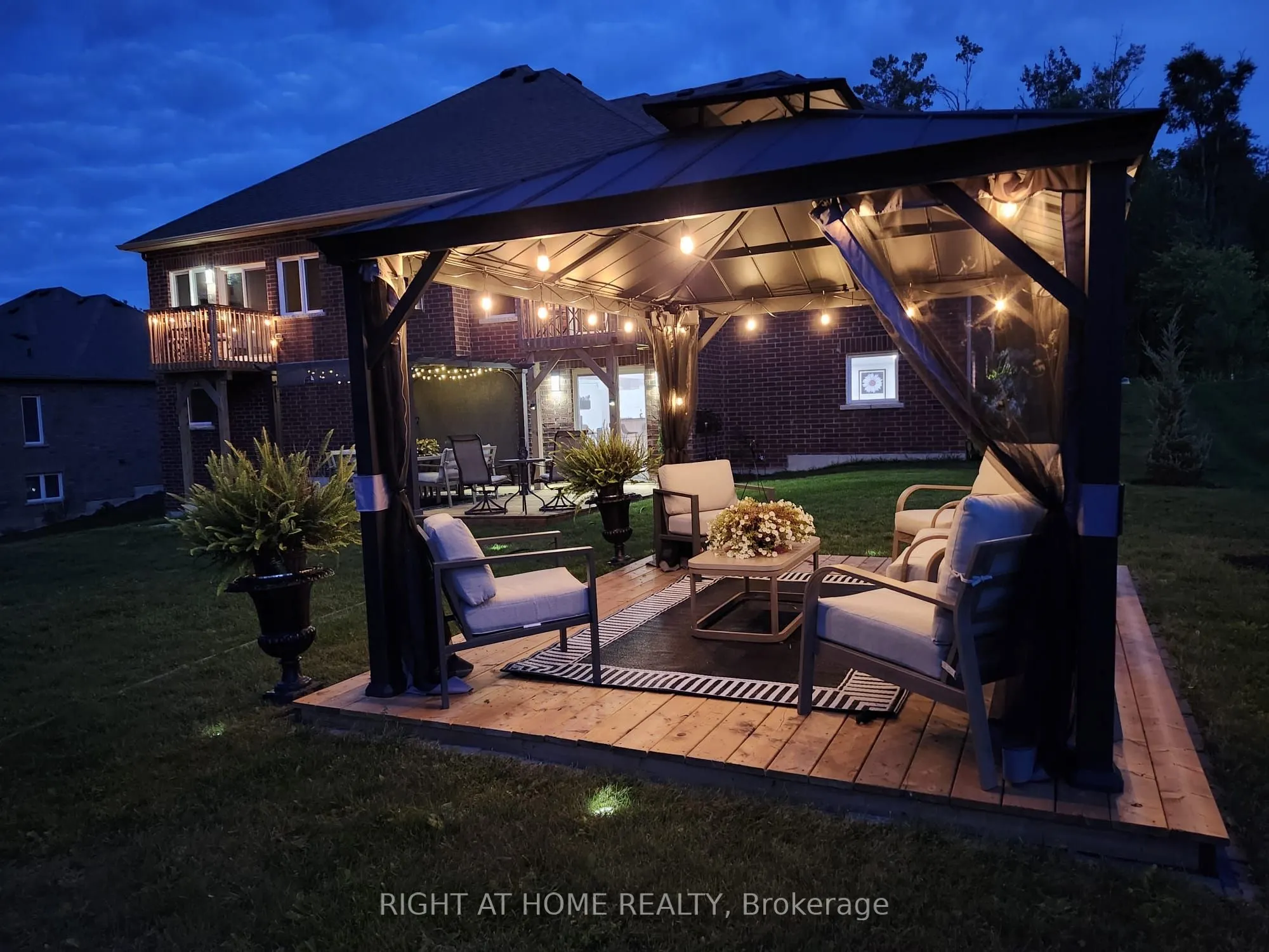 84 Diamond Valley Drive