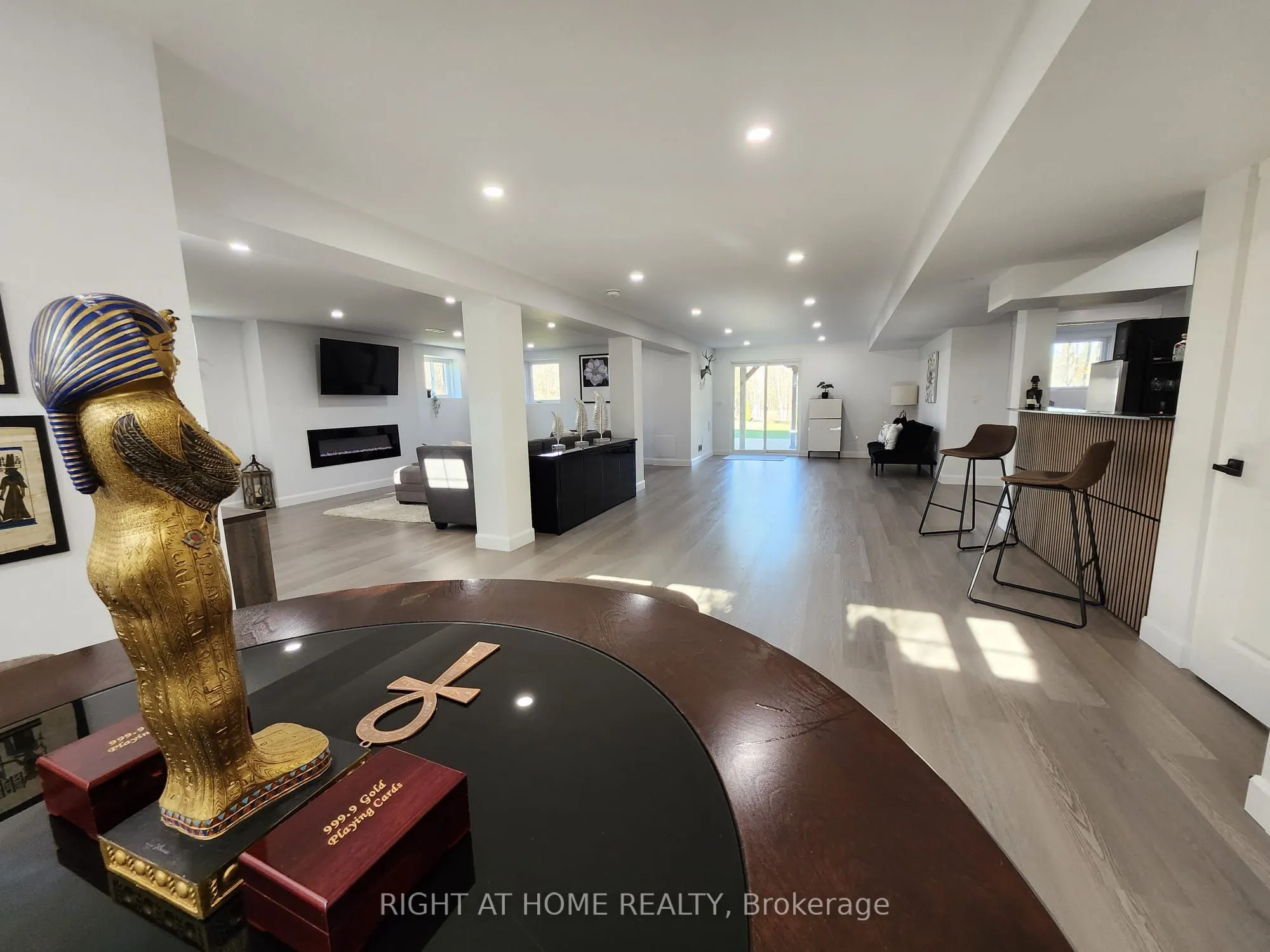 84 Diamond Valley Drive