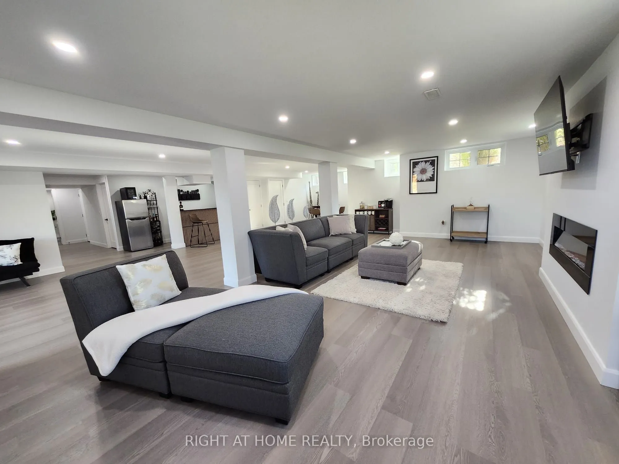 84 Diamond Valley Drive