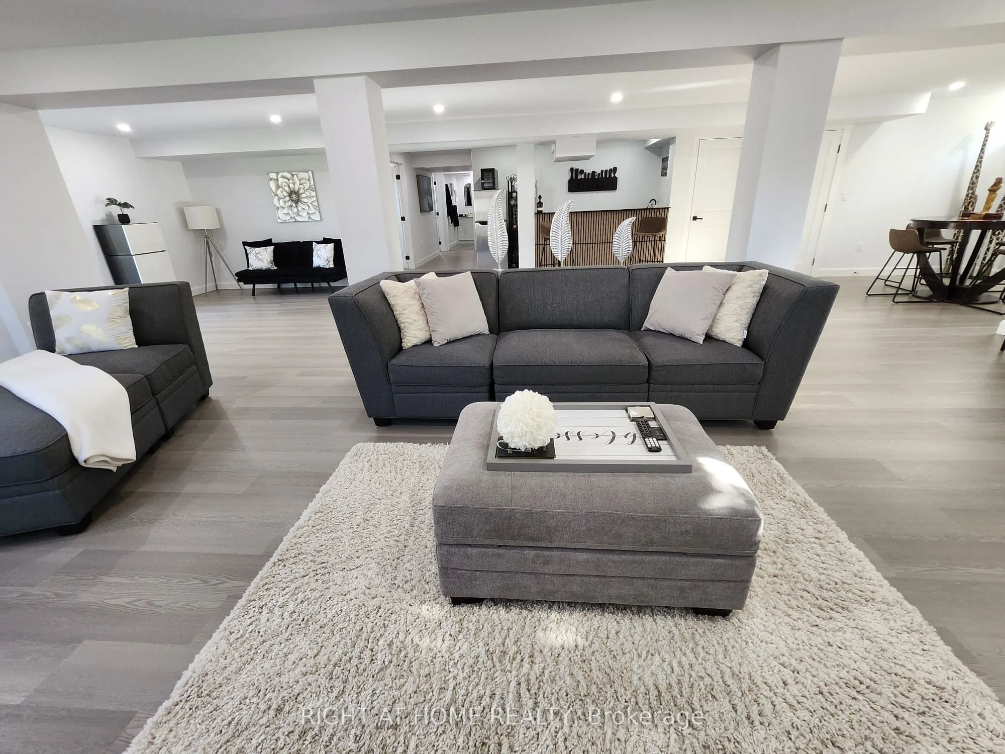 84 Diamond Valley Drive