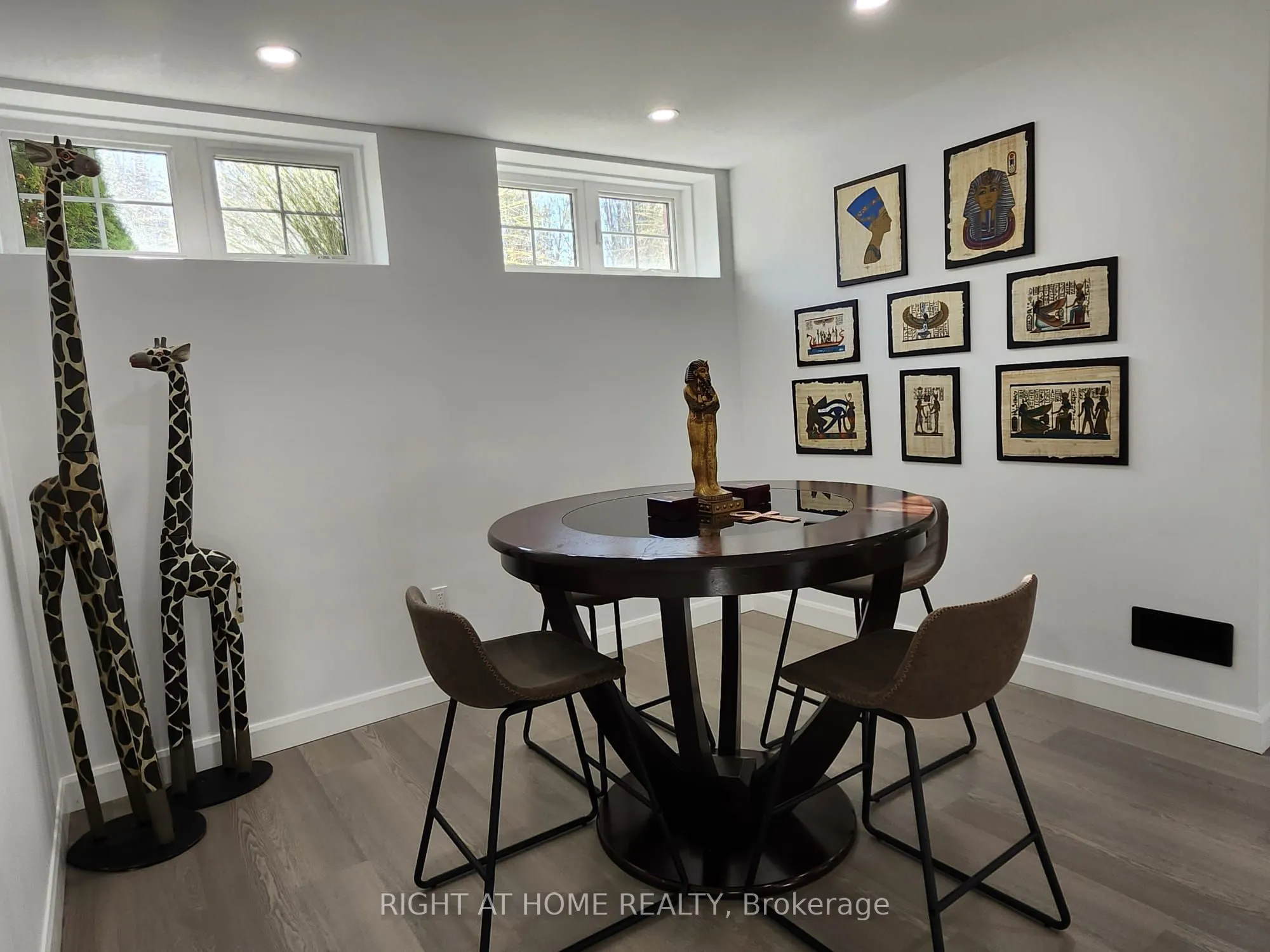 84 Diamond Valley Drive