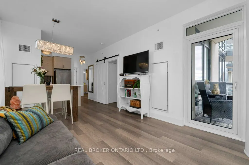 111 Worsley Street ##503