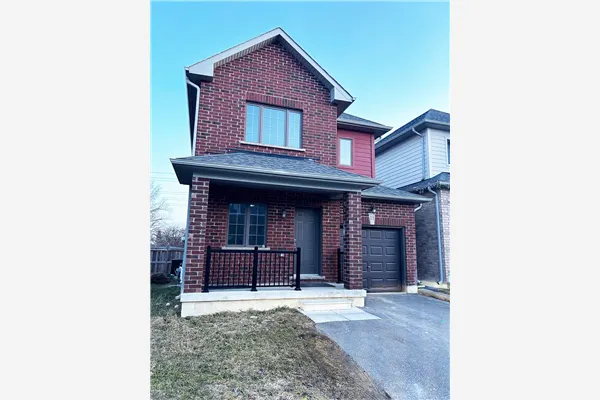 11 Bedford Estates Crescent