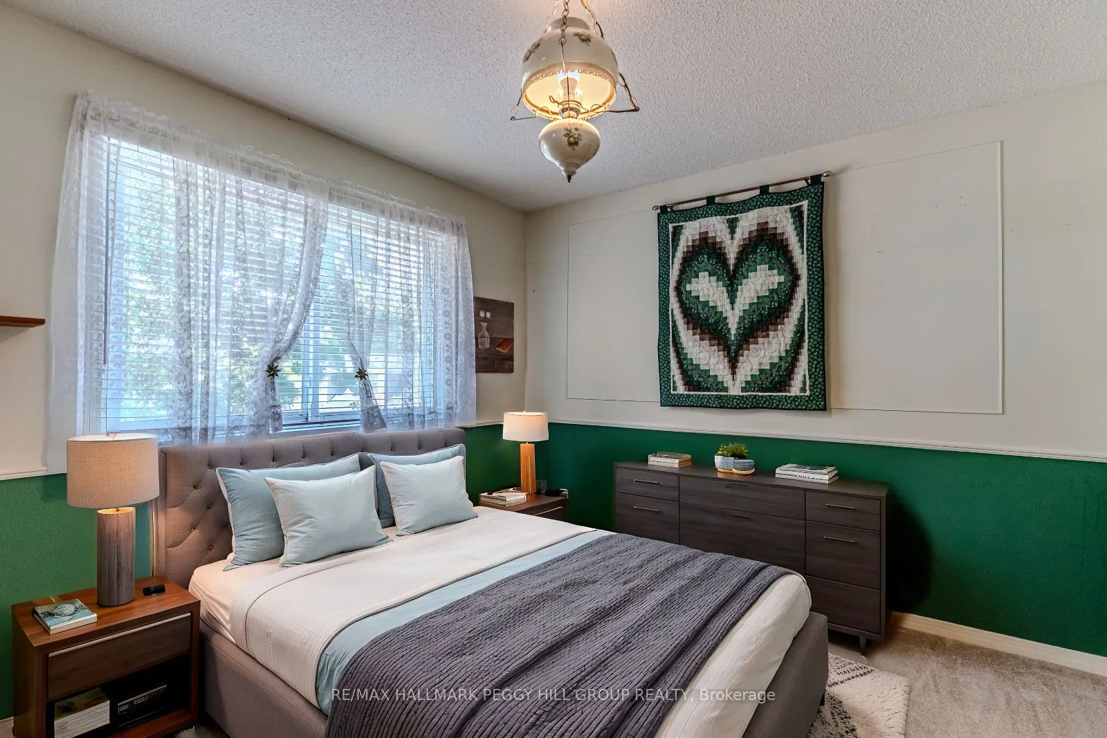 39 Grandview Crescent