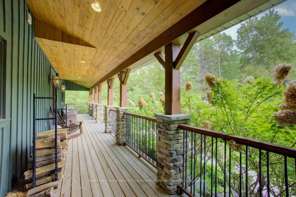 8429 Poplar Side Road