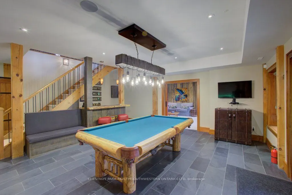 8429 Poplar Side Road