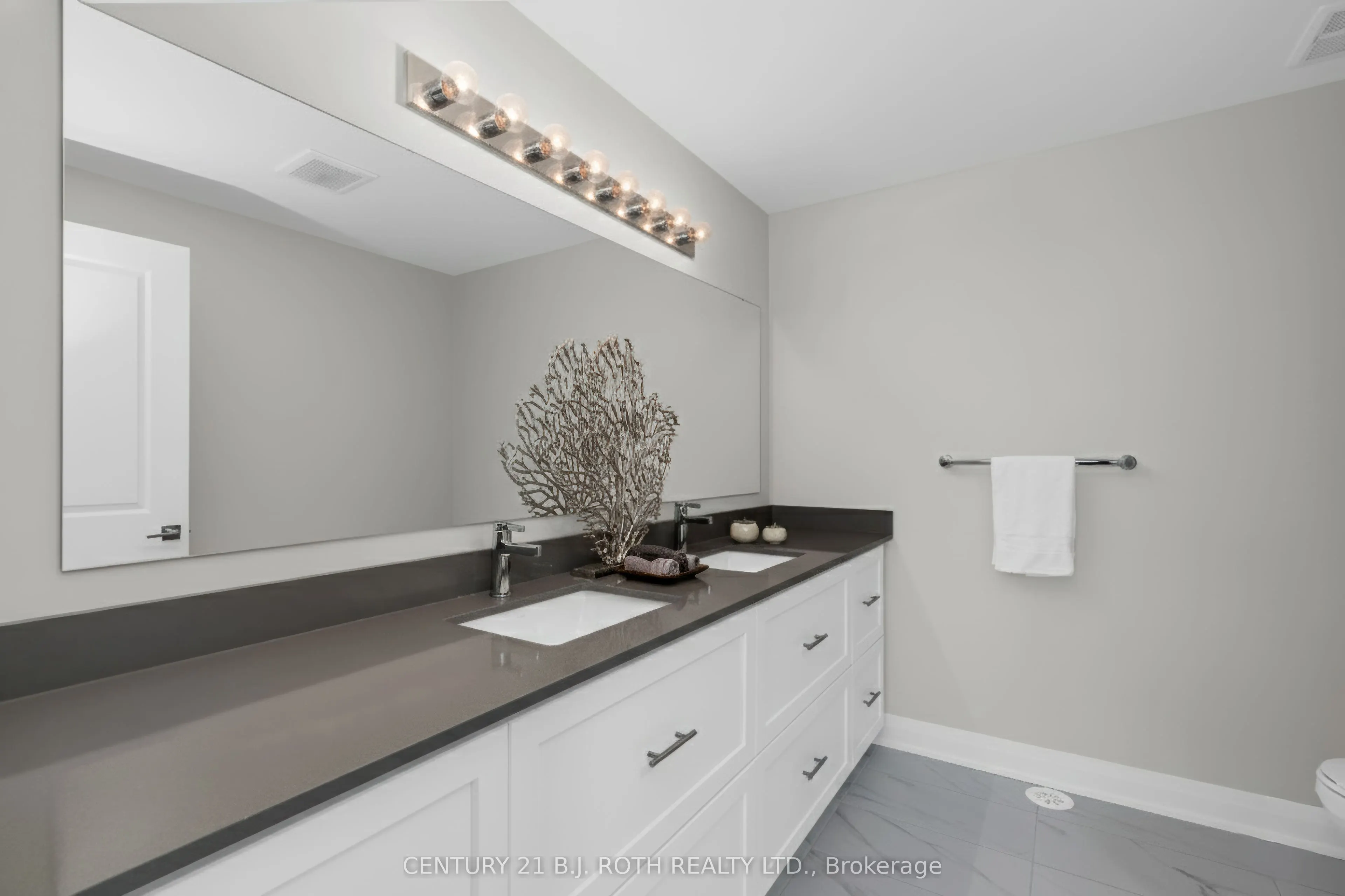 89 Lightfoot Drive
