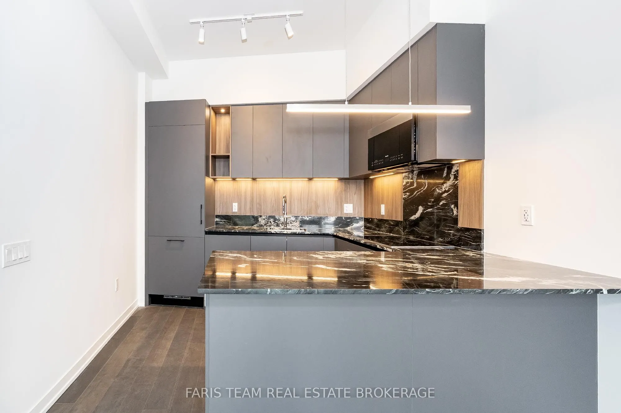 39 Mary Street #3301