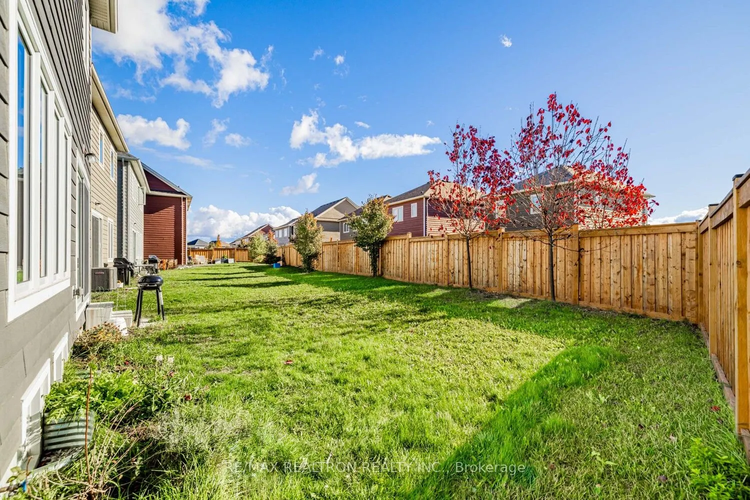 6 Bobolink Drive