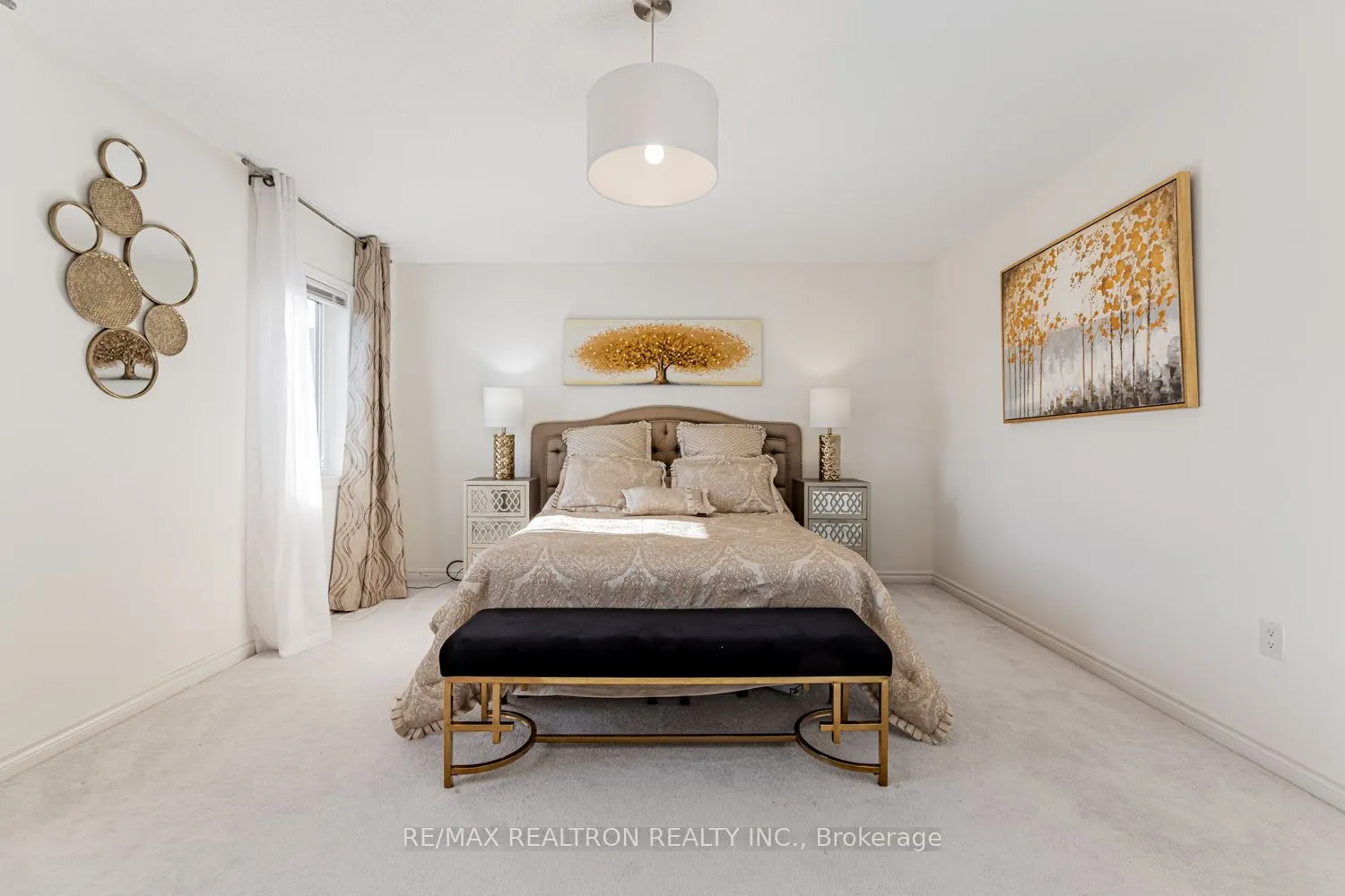 6 Bobolink Drive