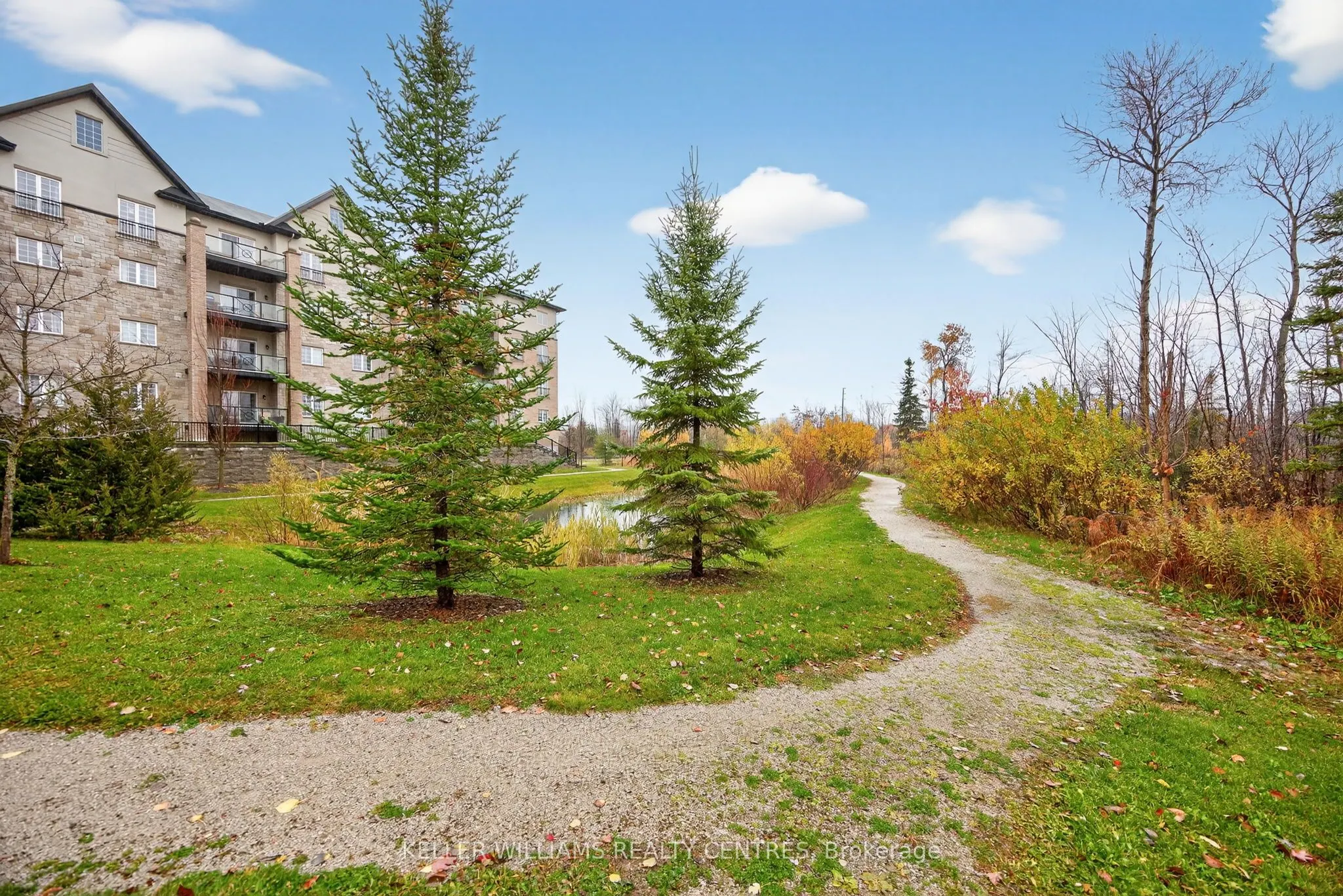 40 Ferndale Drive S #408