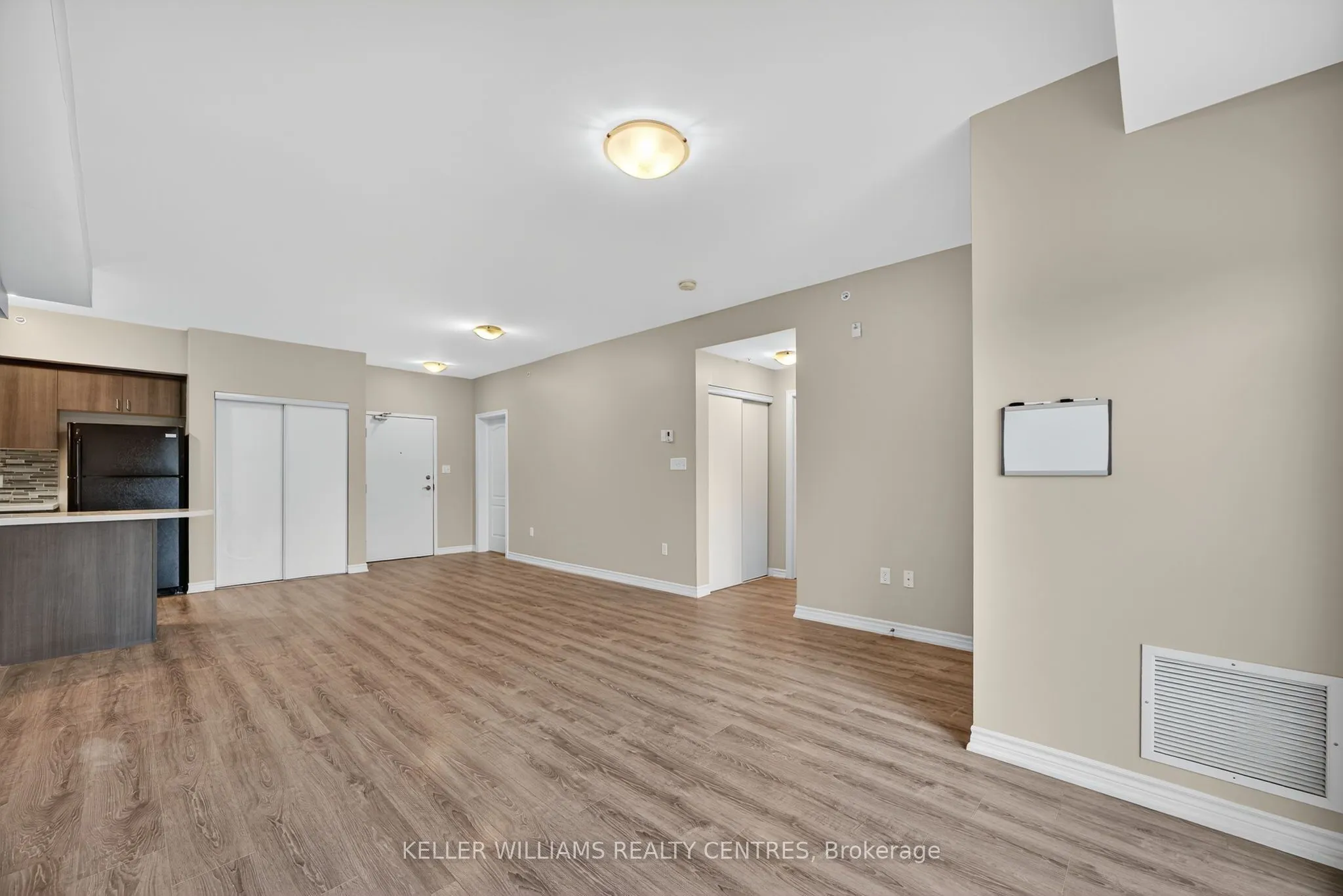 40 Ferndale Drive S #408