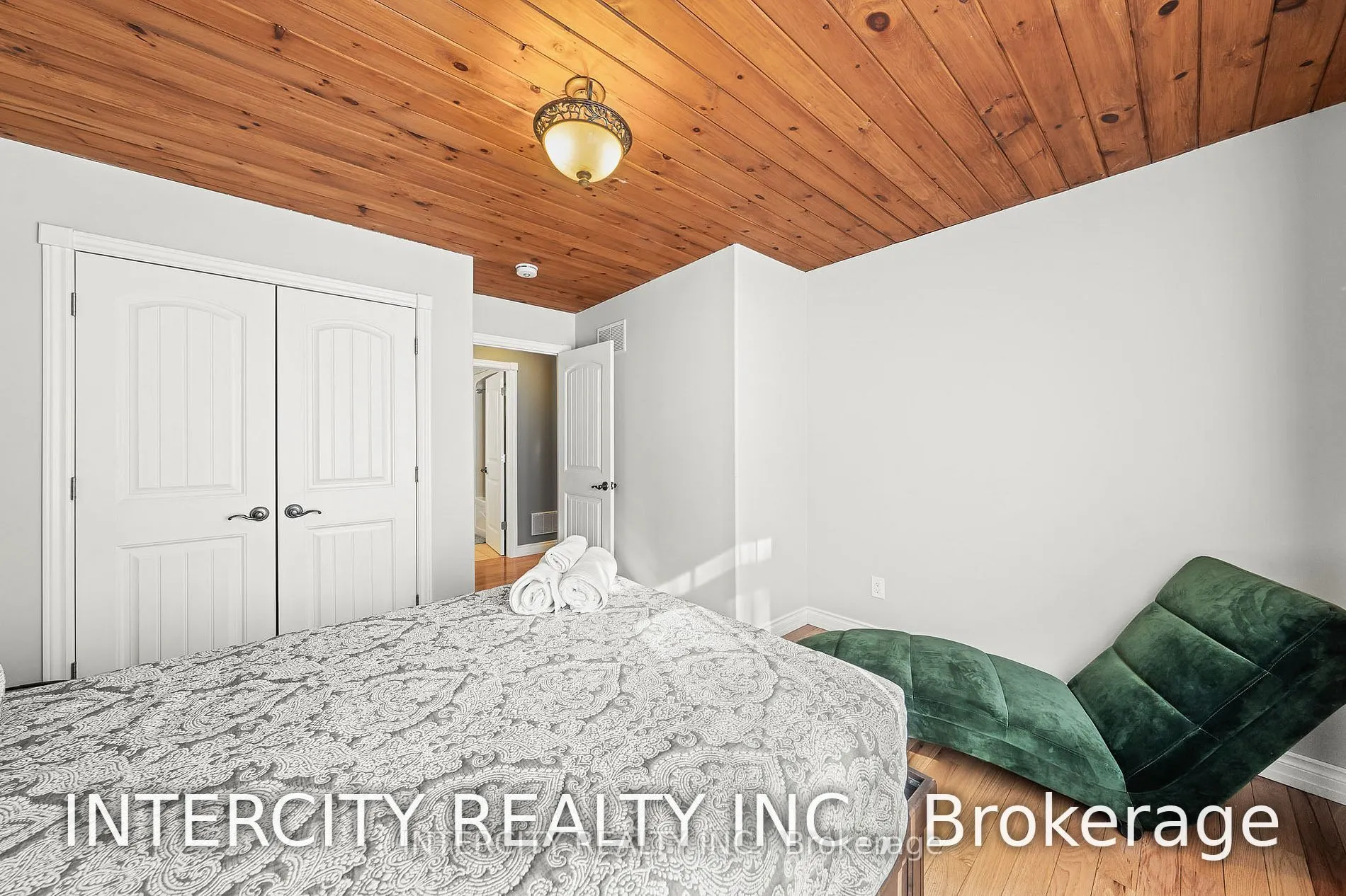 229 Sunnidale Road
