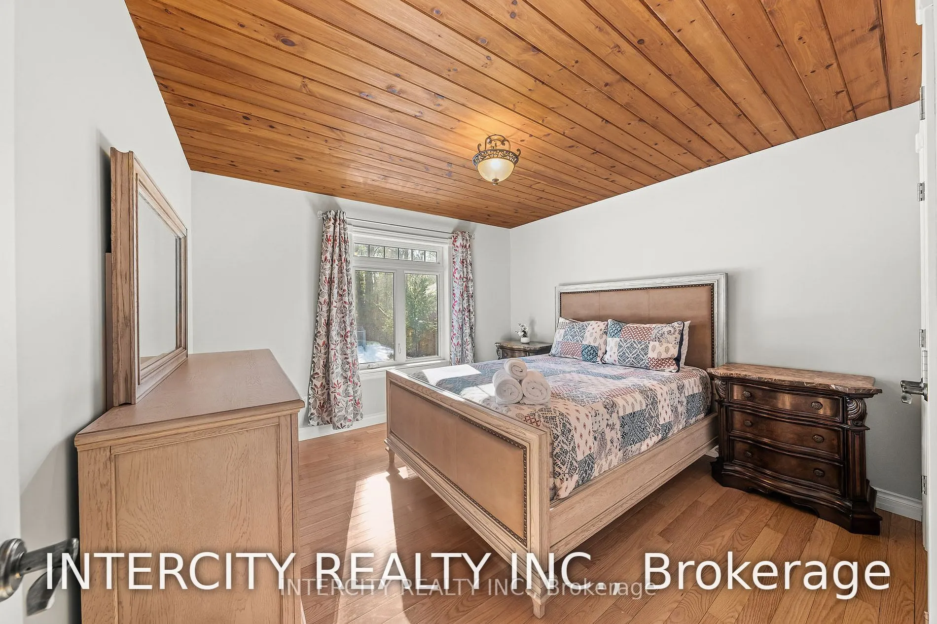 229 Sunnidale Road