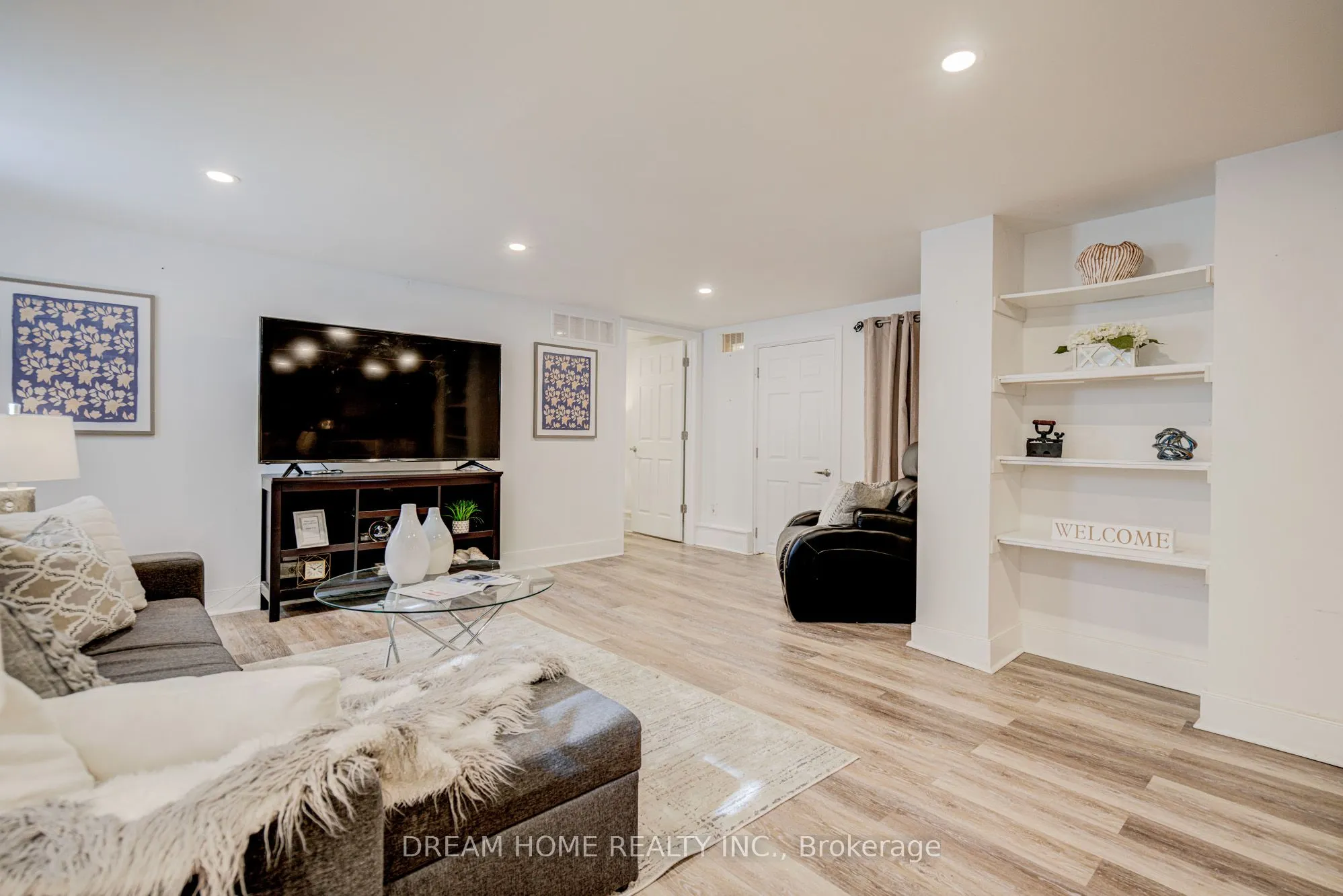 1119 Sajnovic Place
