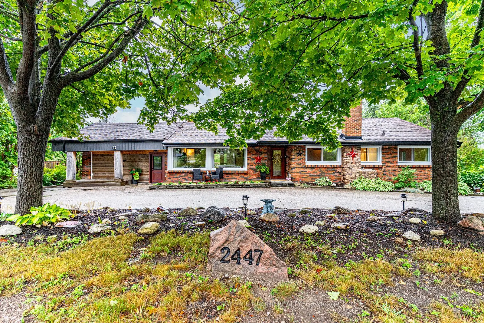 2447 Ridge Road W