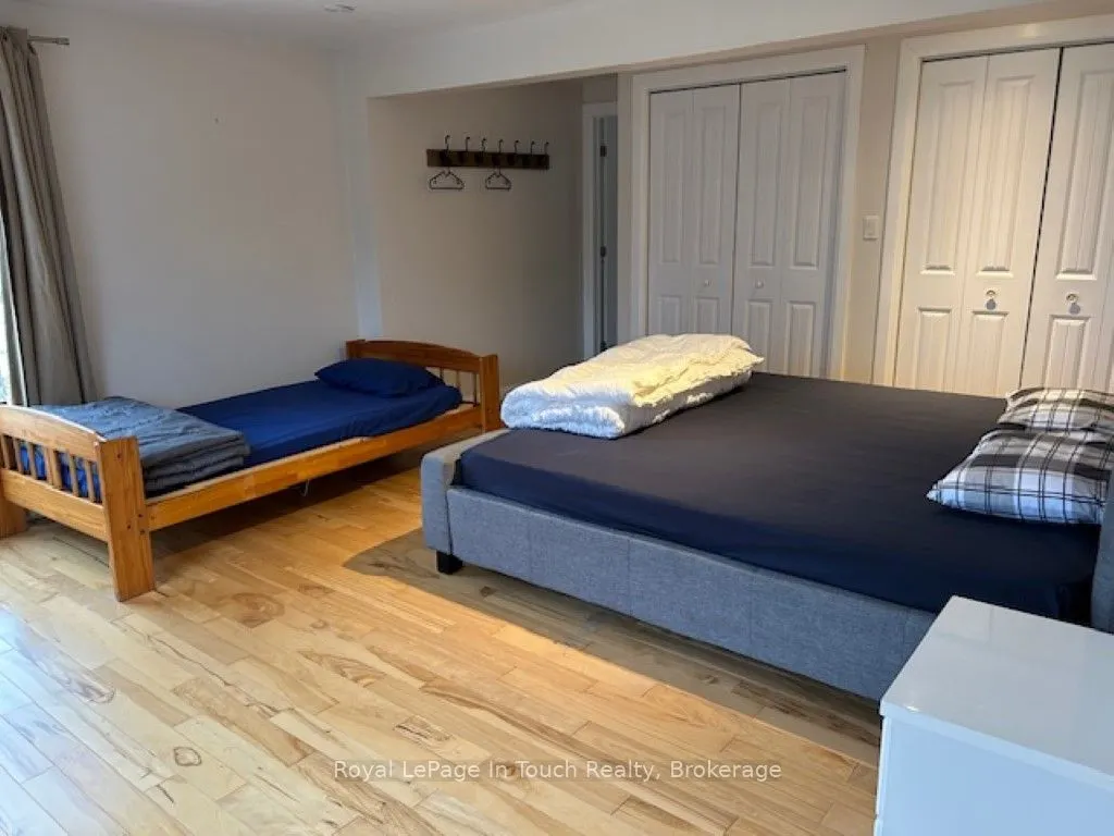 21 Lakeview Crescent