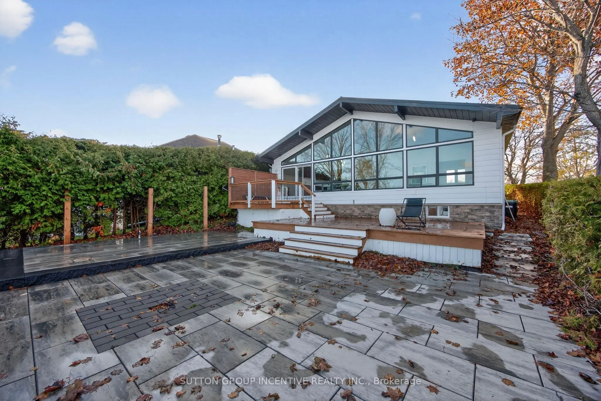 211 Moon Point Drive