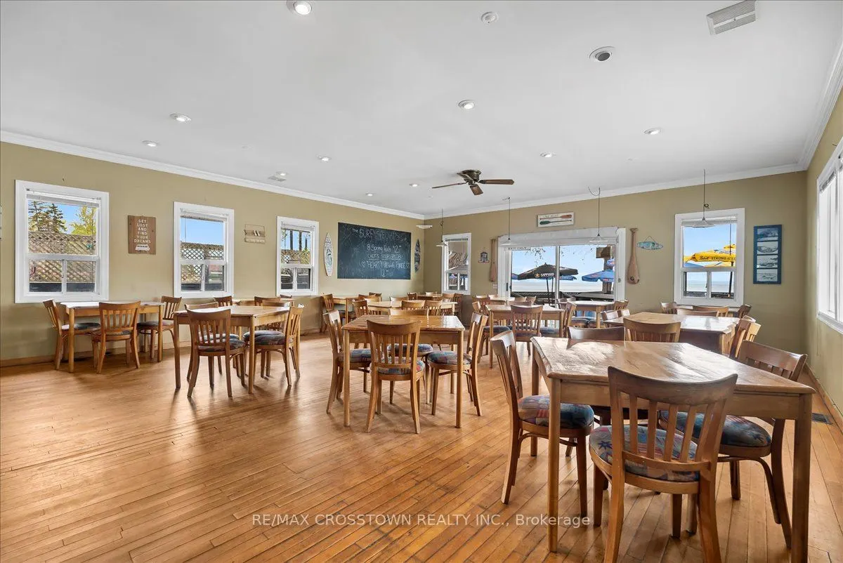 369 Balm Beach Road W