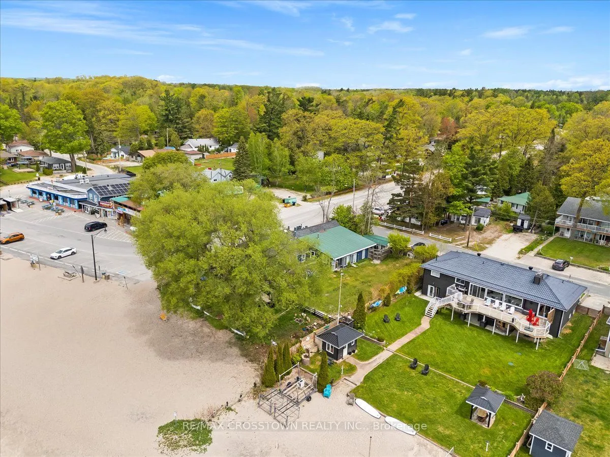 369 Balm Beach Road W