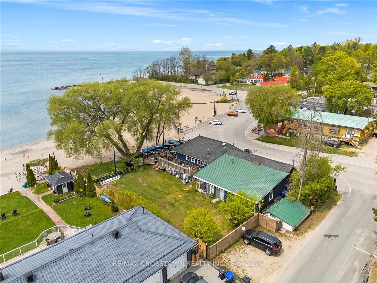 369 Balm Beach Road W