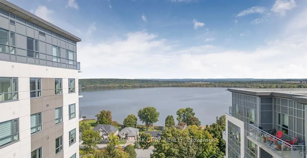 58 Lakeside Terrace #1105
