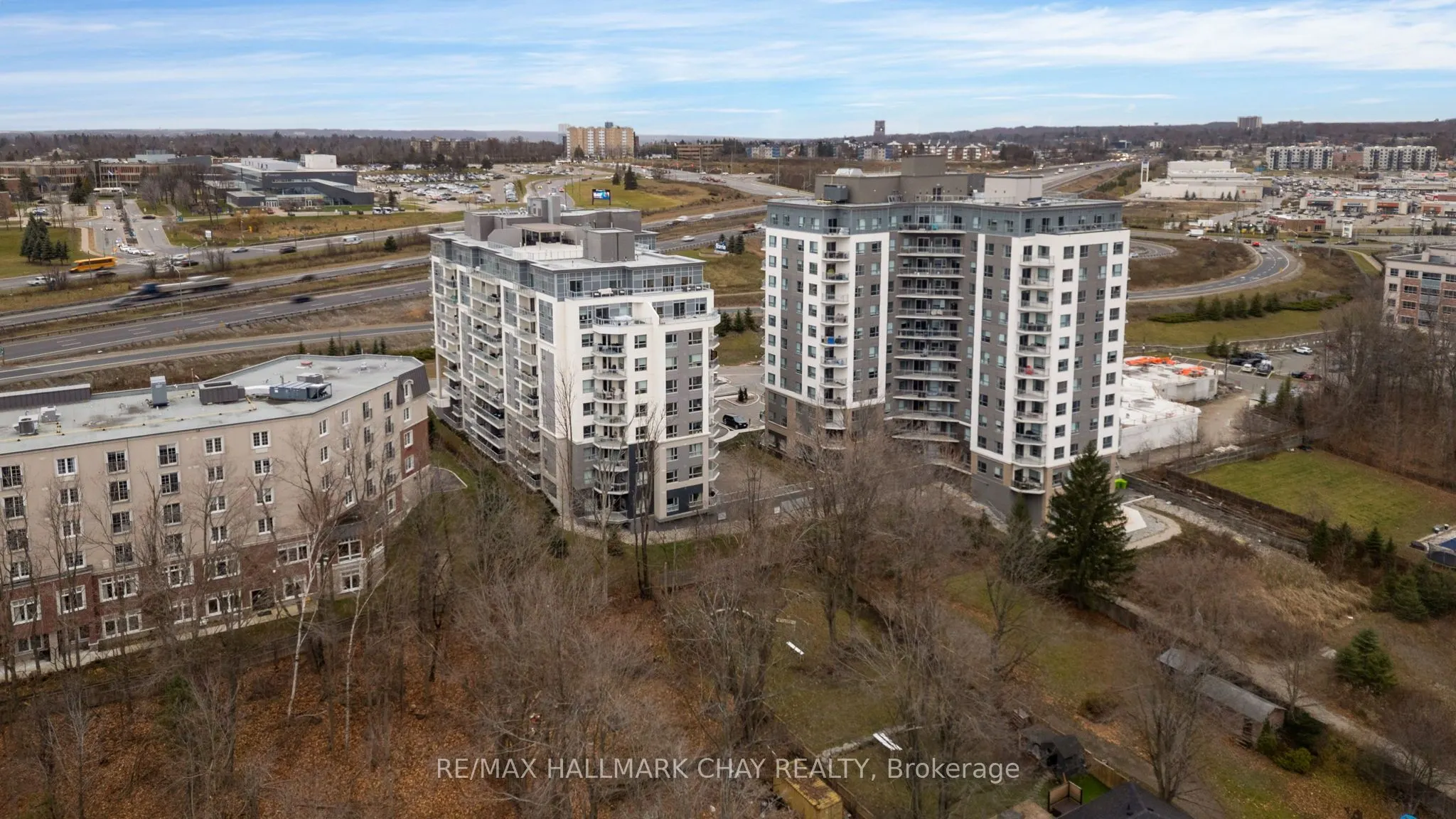 58 Lakeside Terrace #1105