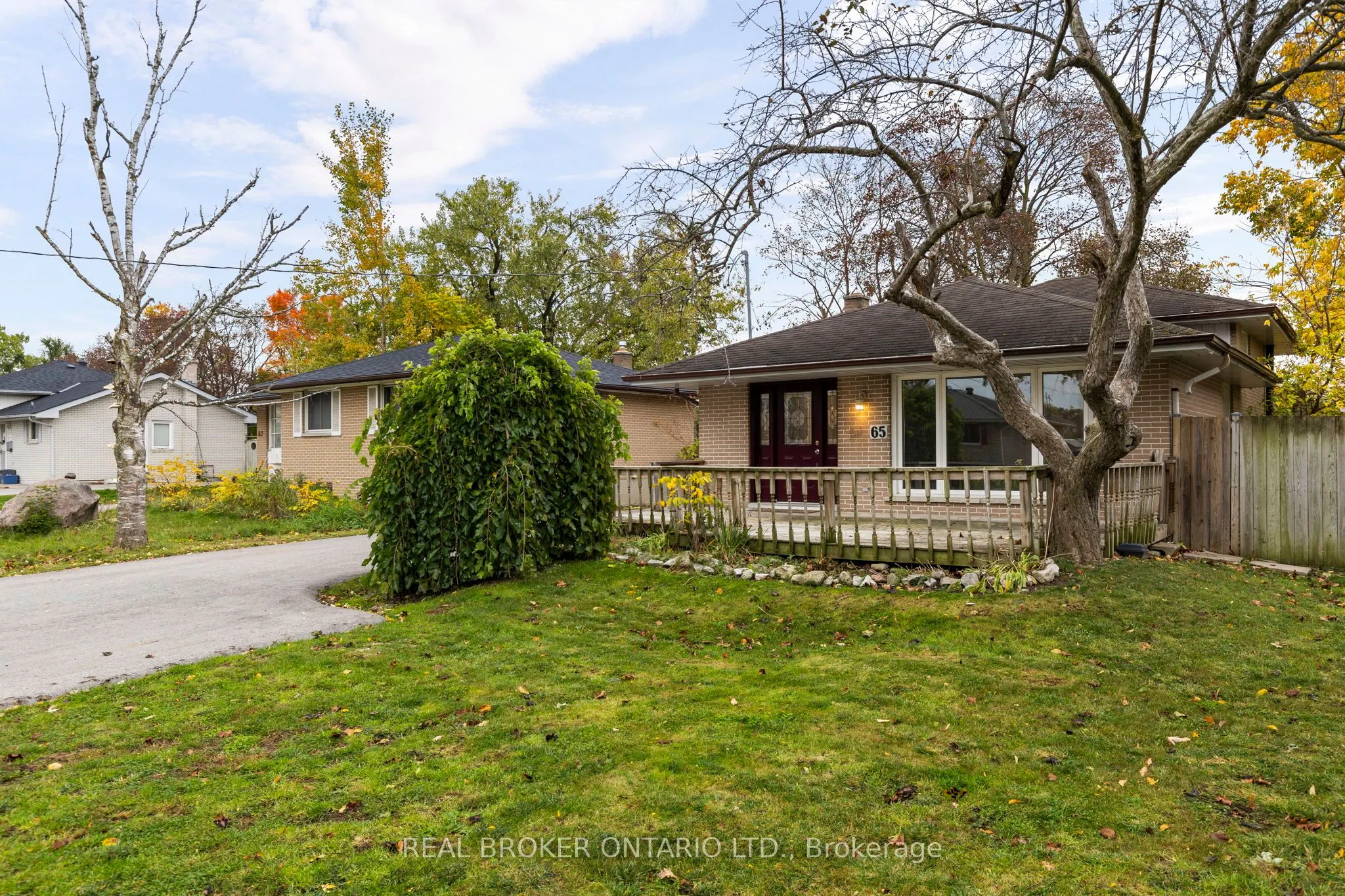 65 Ottaway Avenue