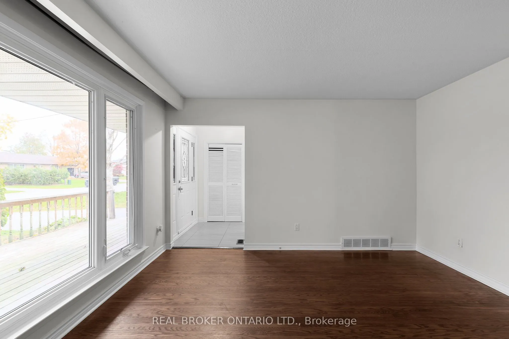 65 Ottaway Avenue