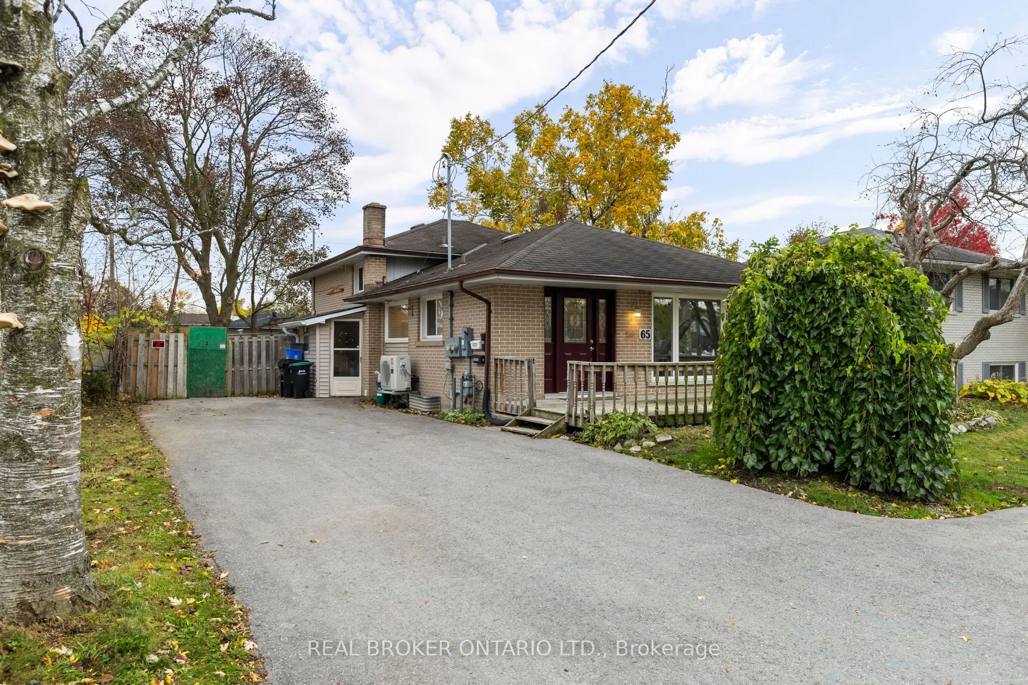65 Ottaway Avenue