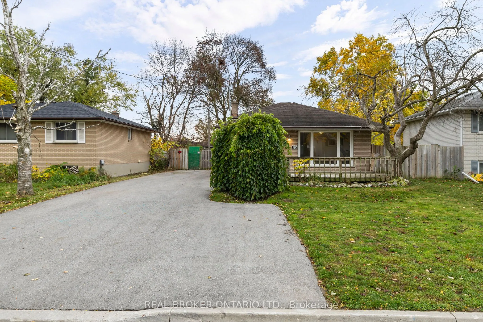 65 Ottaway Avenue