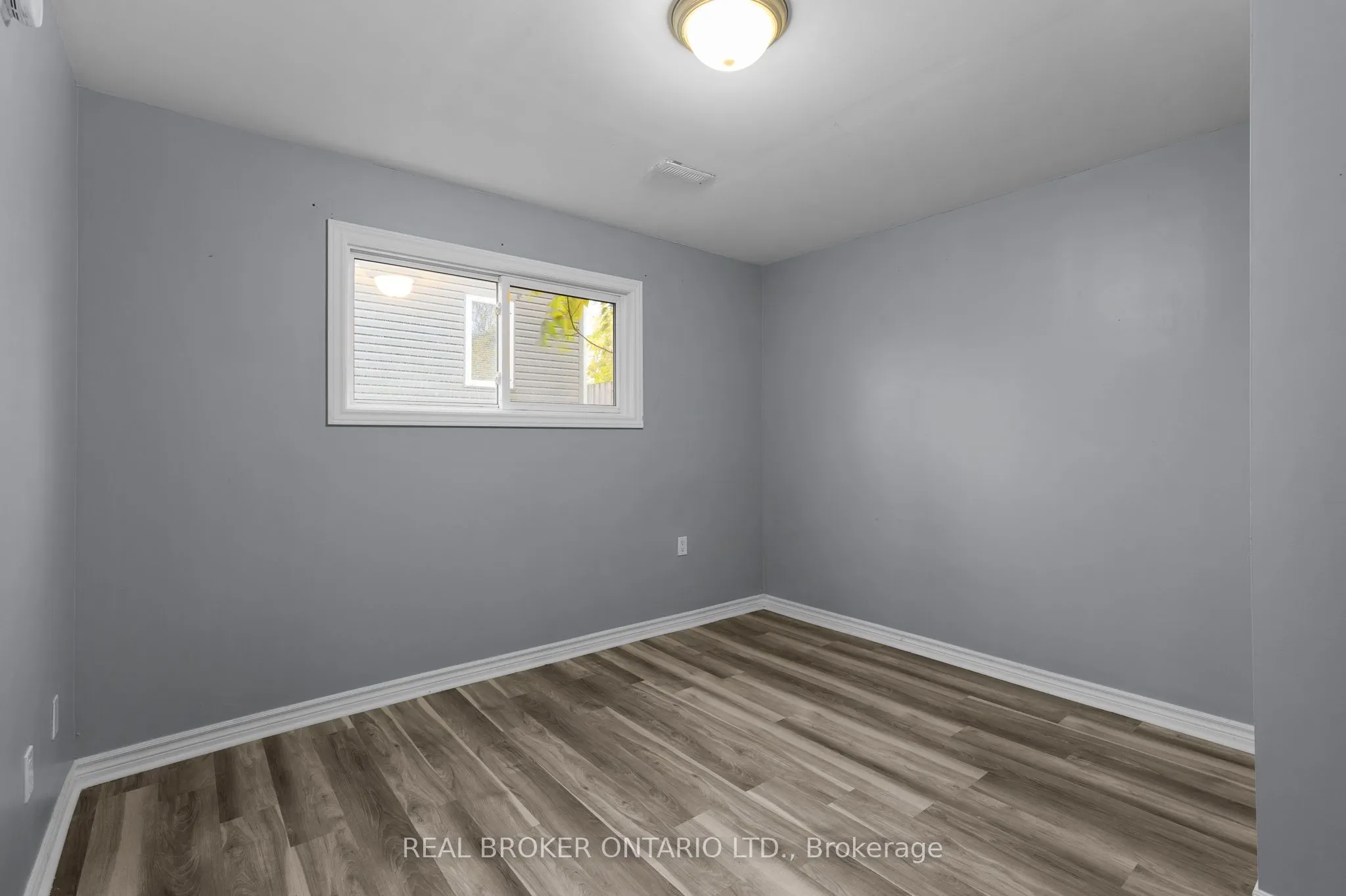 65 Ottaway Avenue