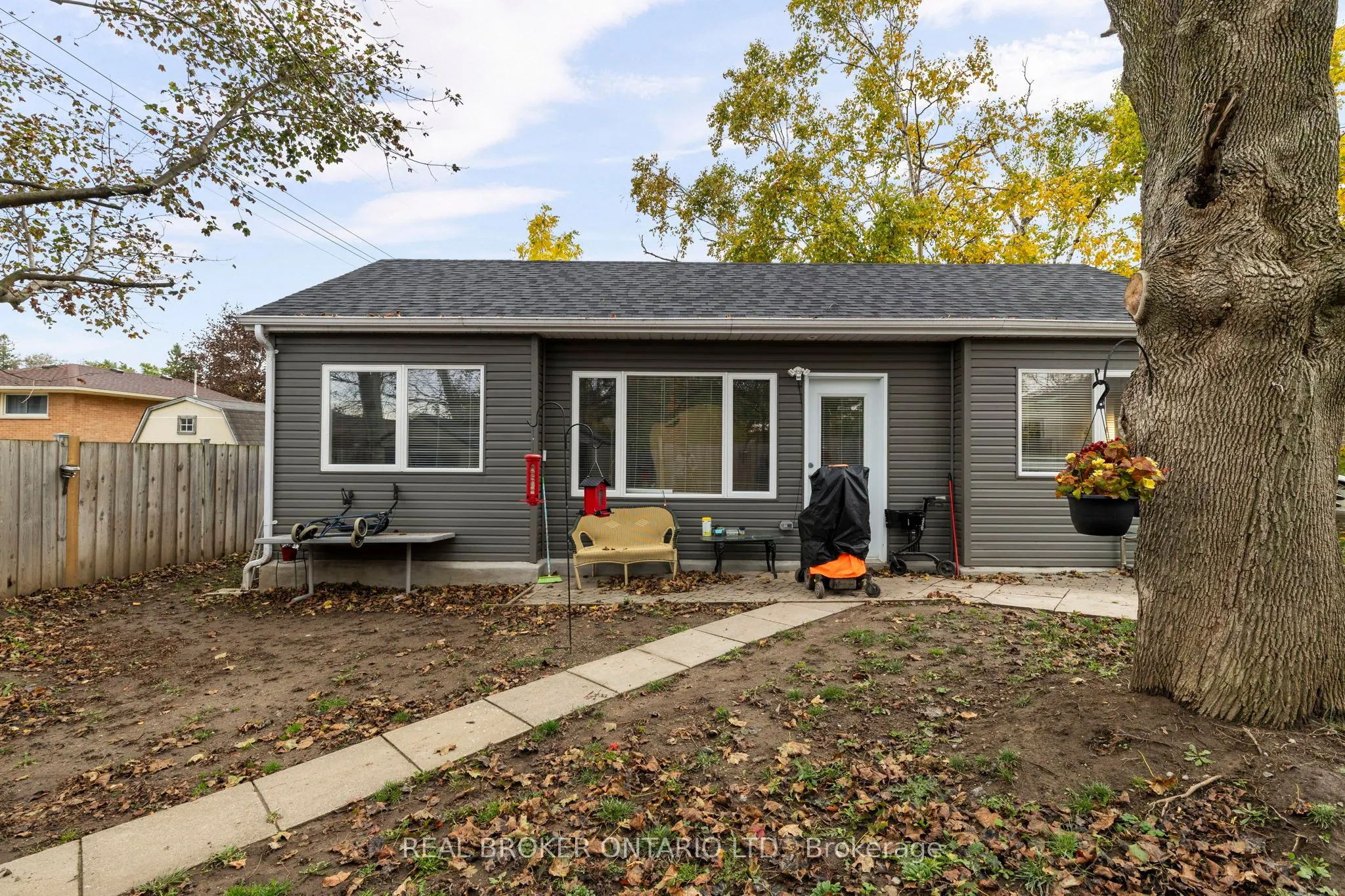 65 Ottaway Avenue