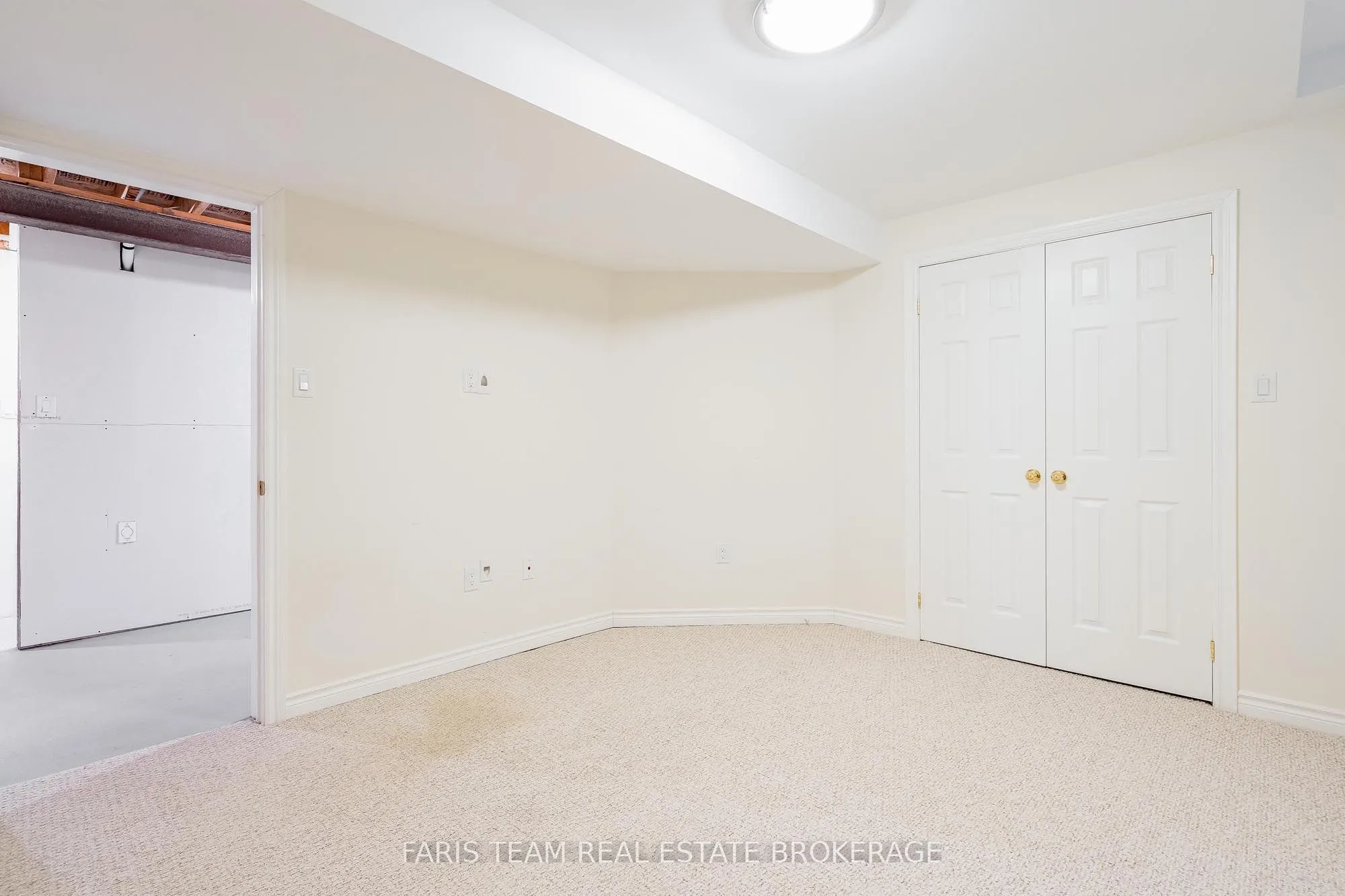 146 Sandringham Drive