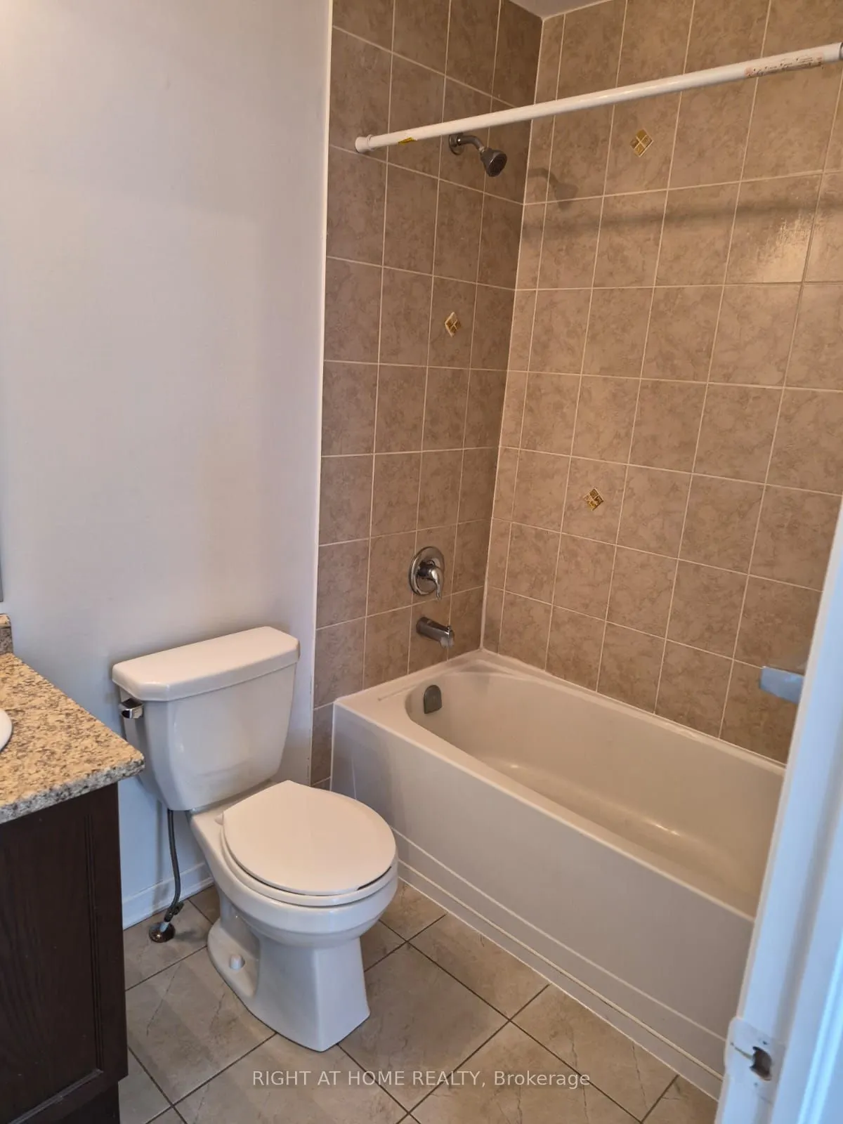 3 PEARTREE Court