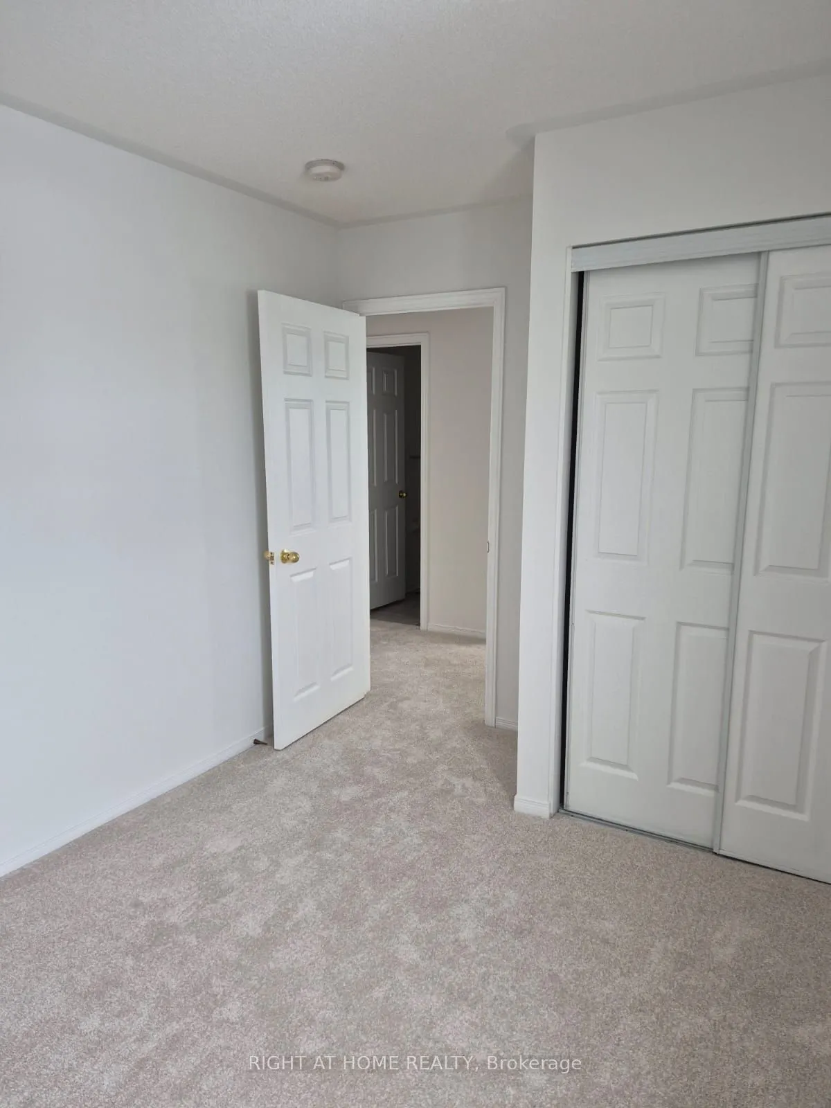 3 PEARTREE Court